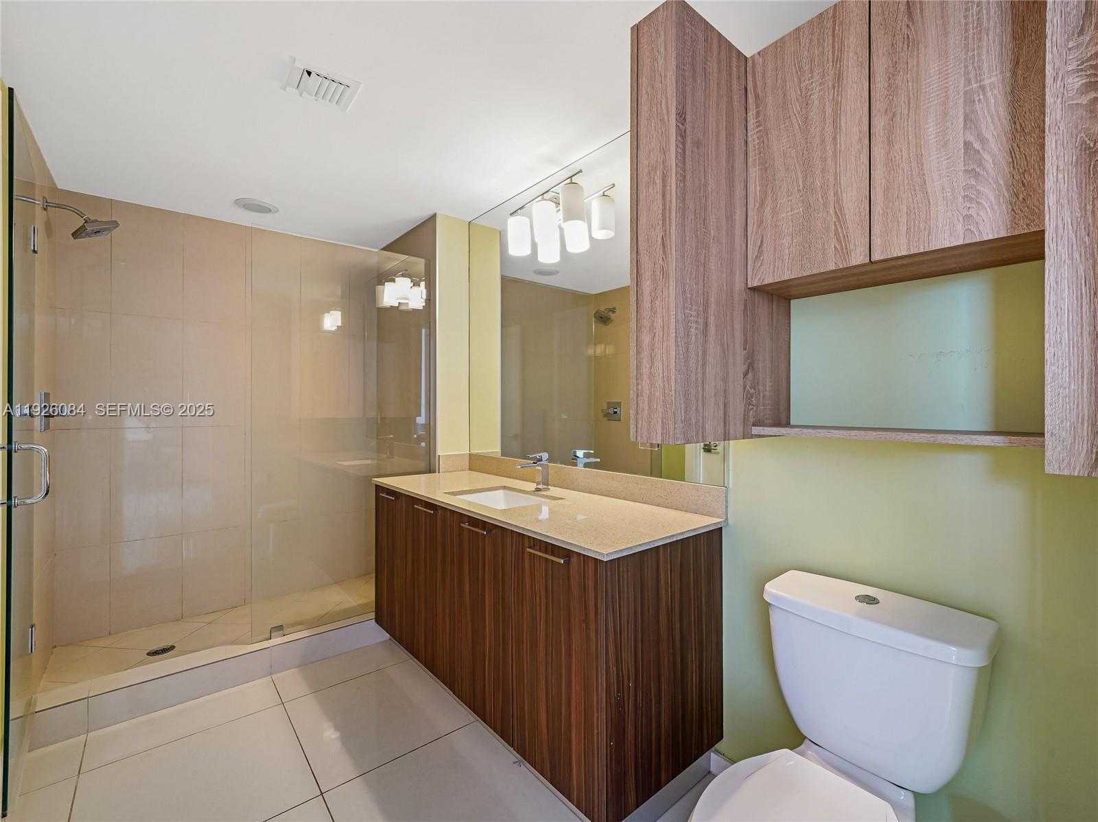 Imagen de Pequeño Objeto