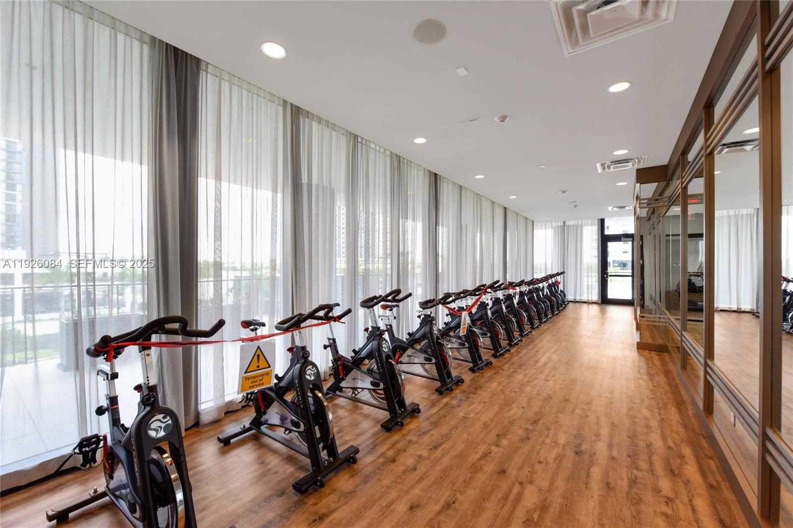 Imagen de Pequeño Objeto