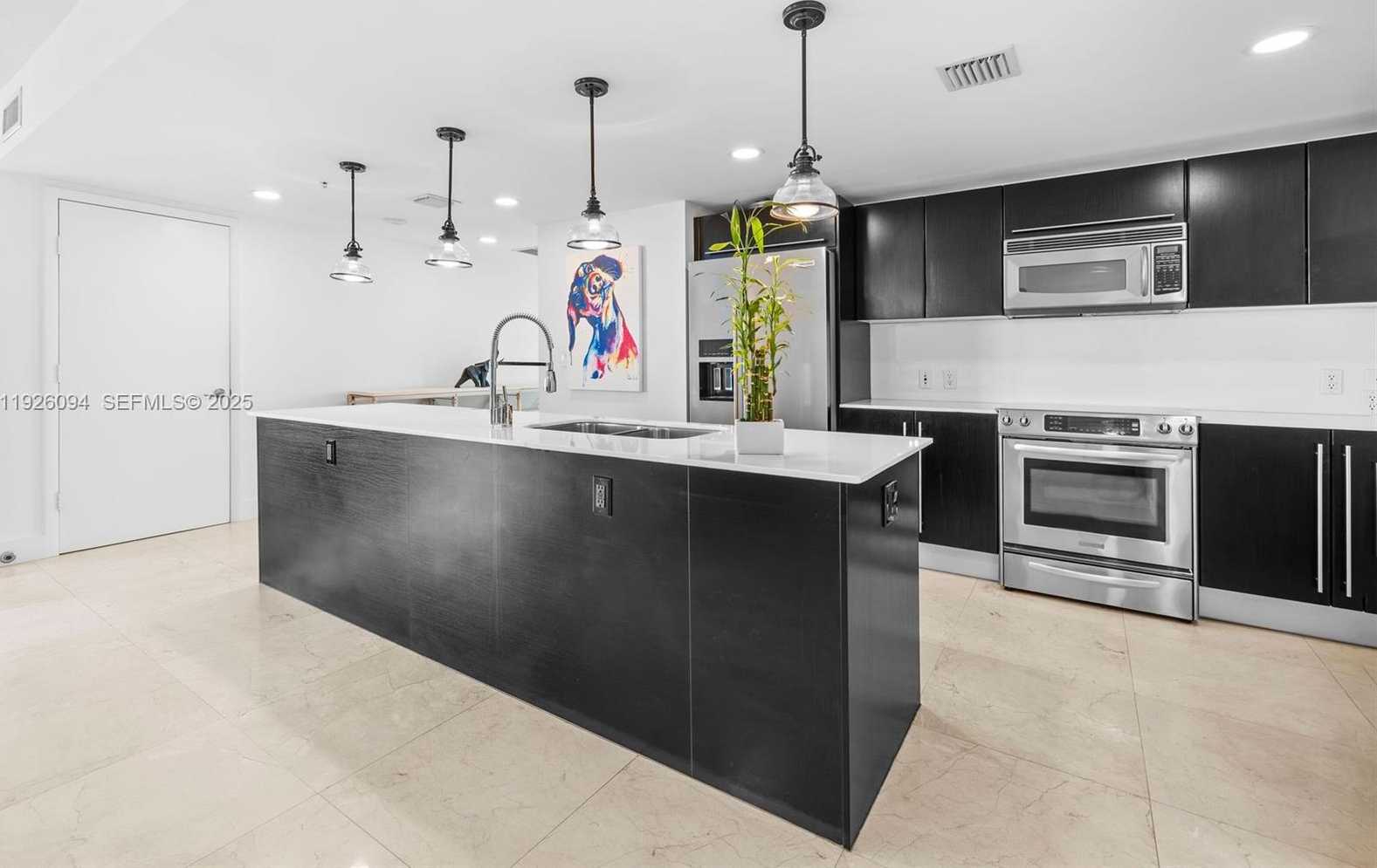 Small Image of 665 NORTH EAST 25TH ST #1801, Miami Number 10