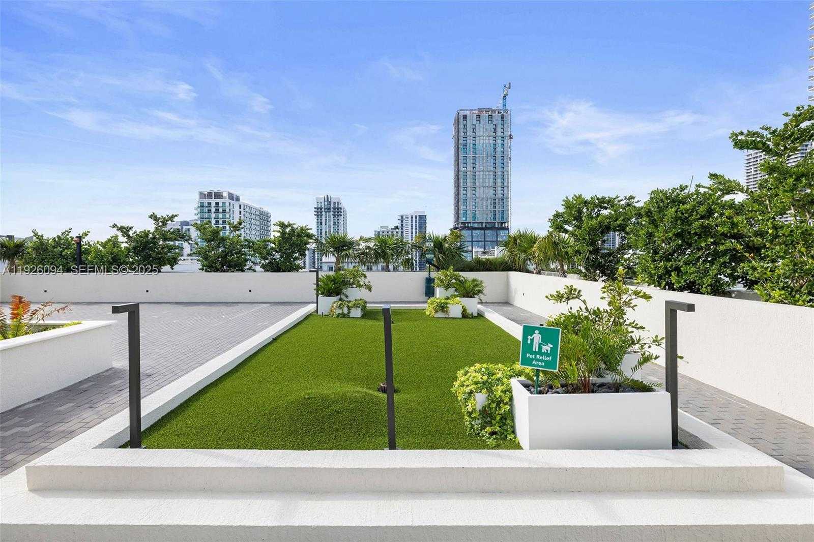 Small Image of 665 NORTH EAST 25TH ST #1801, Miami Number 33