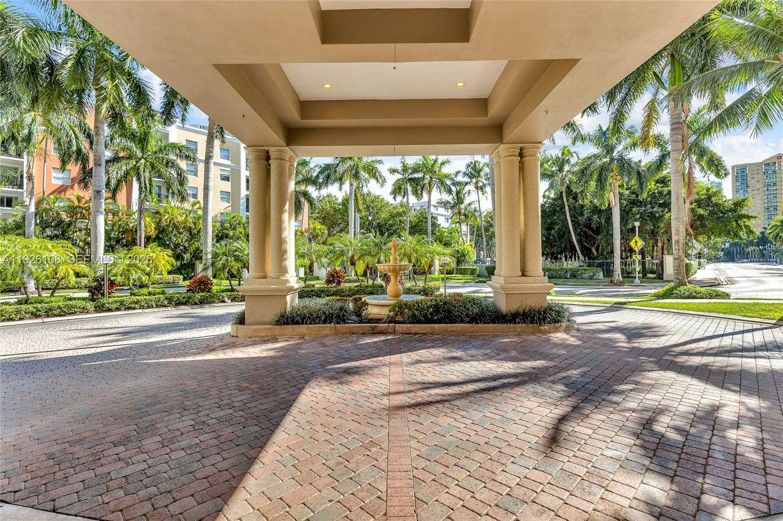 Small Image of 17150 NORTH BAY RD #2301, Sunny Isles Beach Number 1