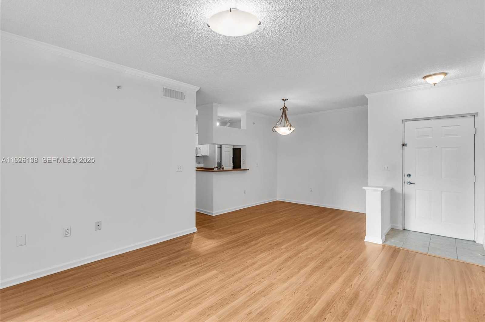 Small Image of 17150 NORTH BAY RD #2301, Sunny Isles Beach Number 5