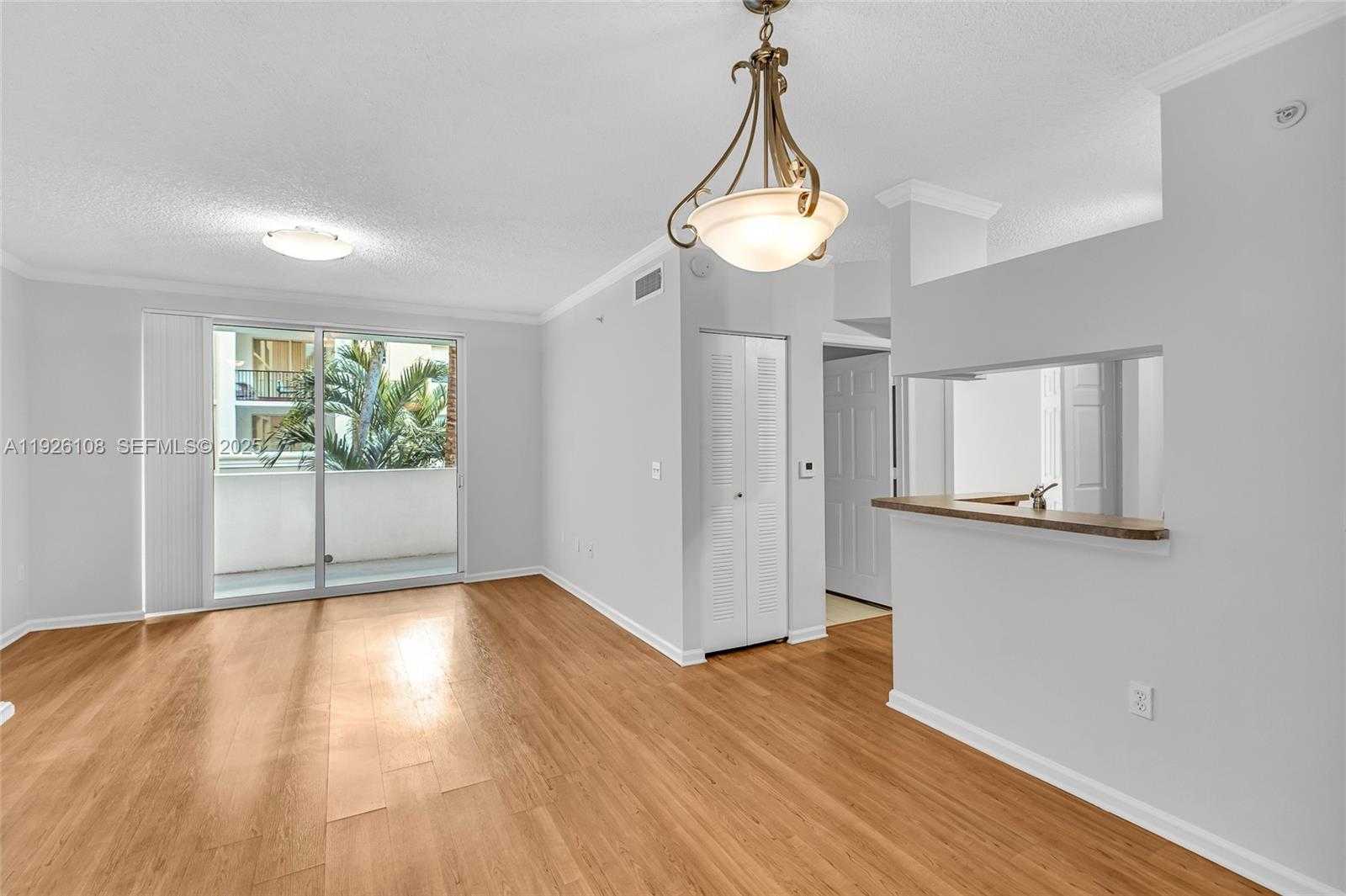 Small Image of 17150 NORTH BAY RD #2301, Sunny Isles Beach Number 7
