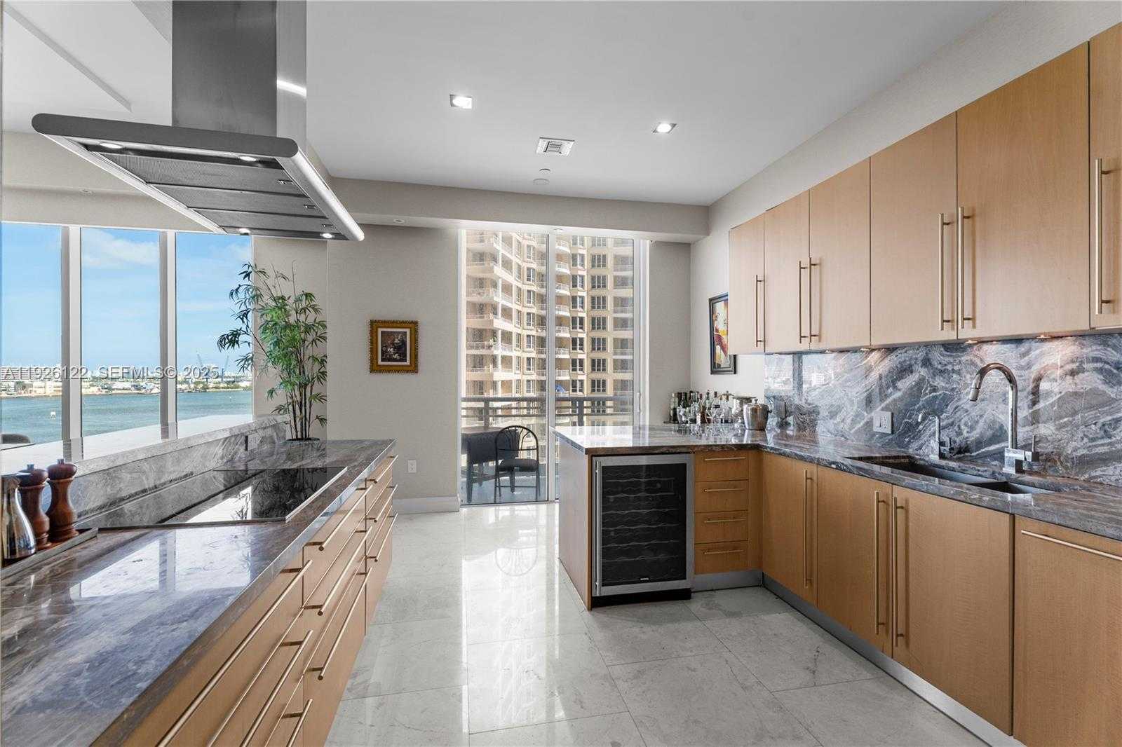 Small Image of 900 BRICKELL KEY BLVD #803, Miami Number 13