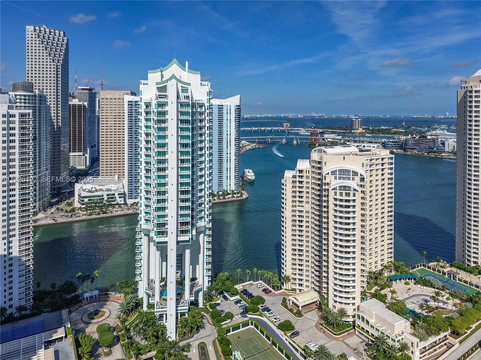 Small Image of 900 BRICKELL KEY BLVD #803, Miami Number 18
