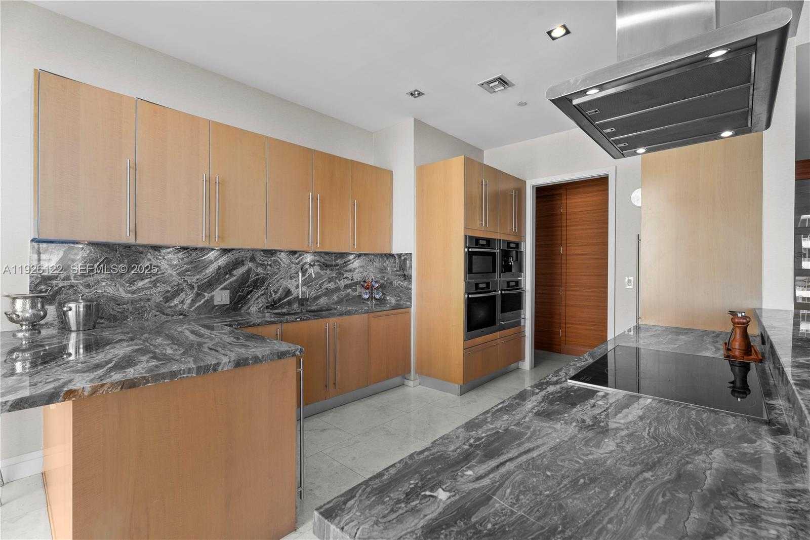 Small Image of 900 BRICKELL KEY BLVD #803, Miami Number 35