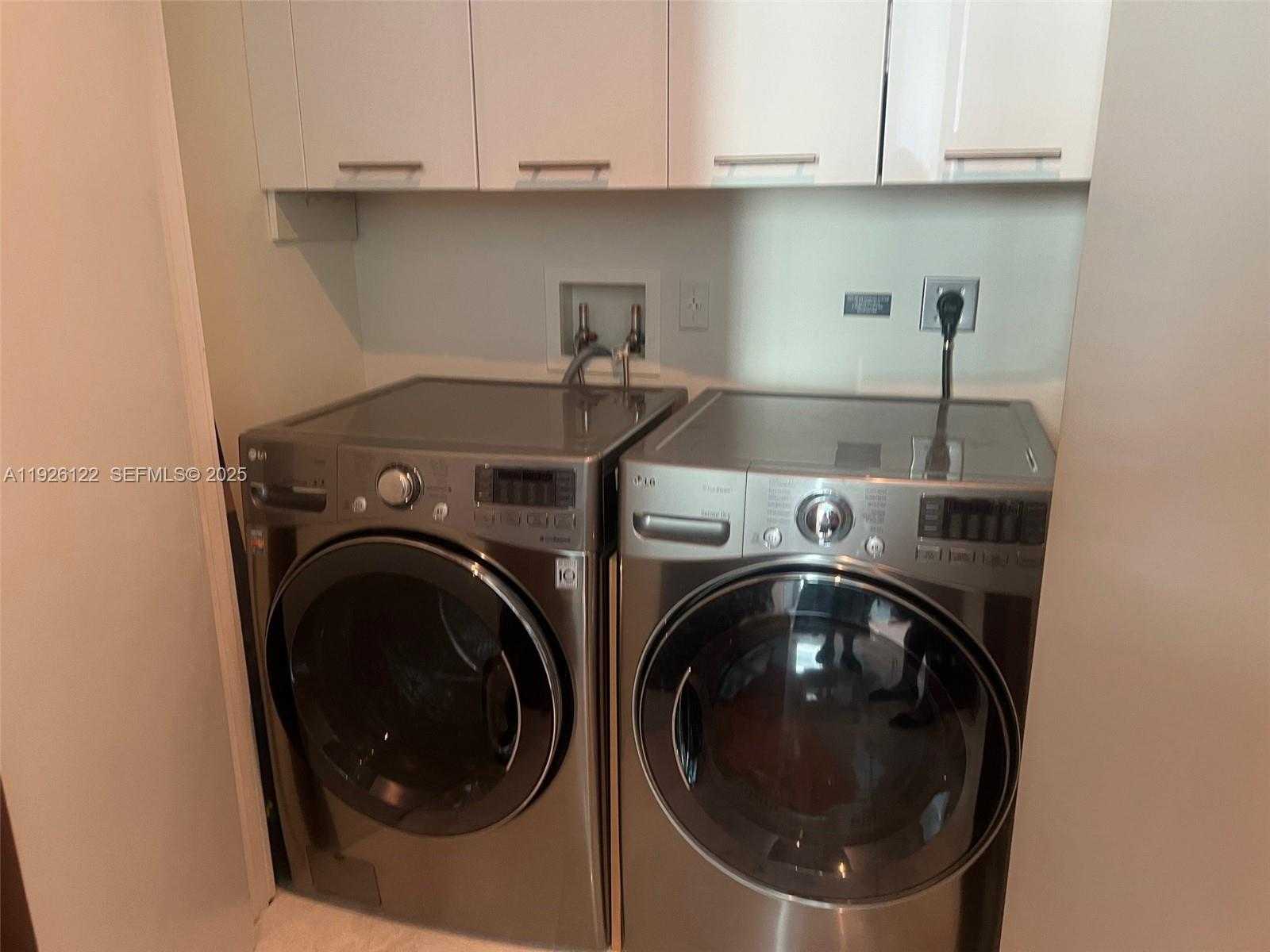 Small Image of 900 BRICKELL KEY BLVD #803, Miami Number 36