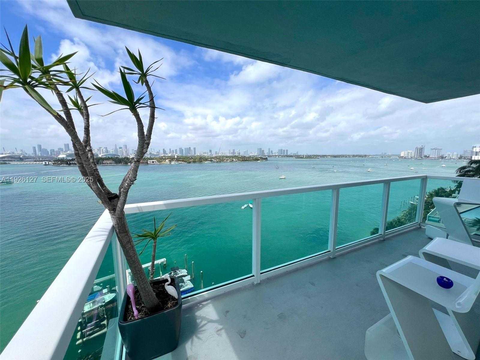 Small Image of 650 WEST AVE #1001, Miami Beach Number 15