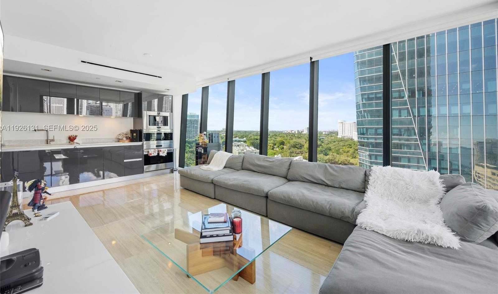 Small Image of 1451 BRICKELL AVE #1106, Miami Number 4