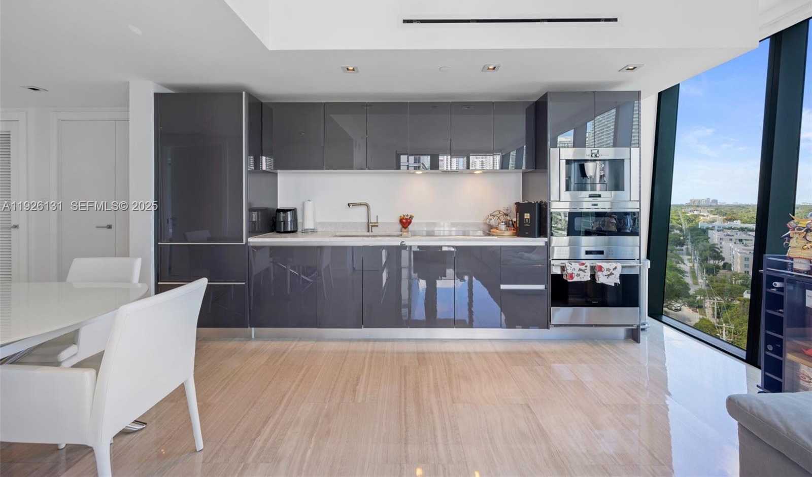 Small Image of 1451 BRICKELL AVE #1106, Miami Number 6