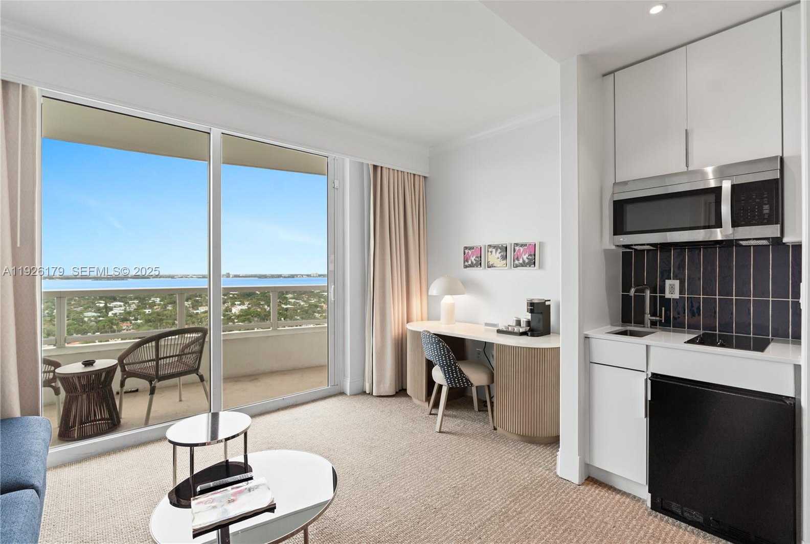 Small Image of 4401 COLLINS AVE #2517, Miami Beach Number 11