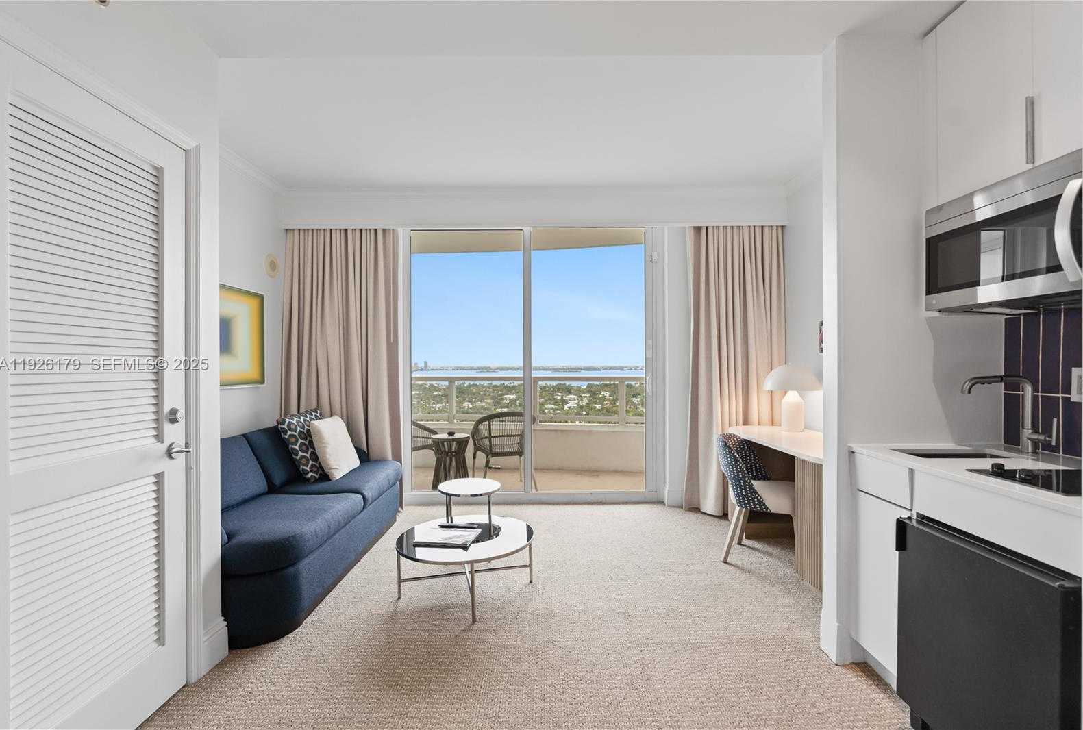 Small Image of 4401 COLLINS AVE #2517, Miami Beach Number 17