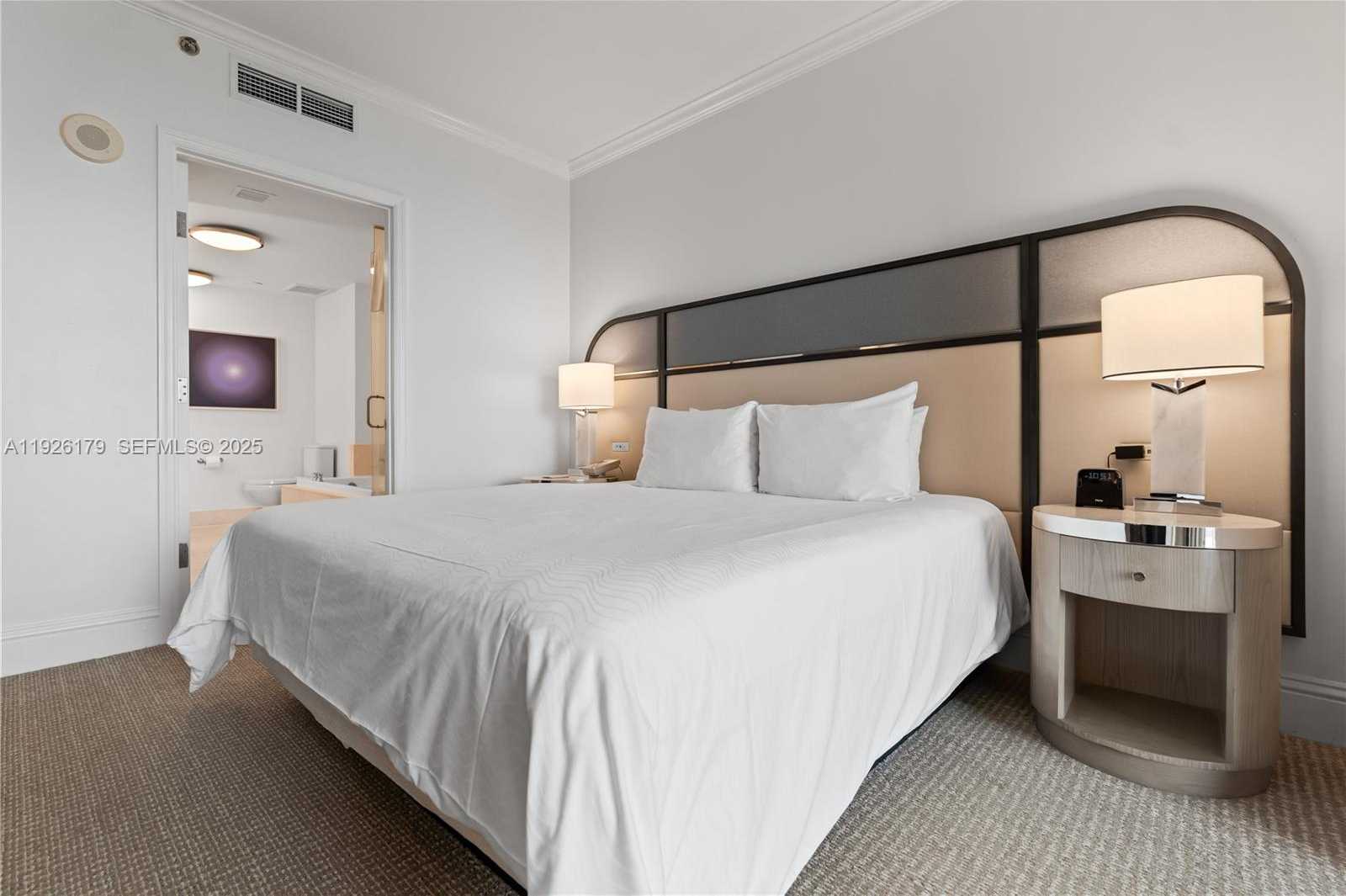 Small Image of 4401 COLLINS AVE #2517, Miami Beach Number 18