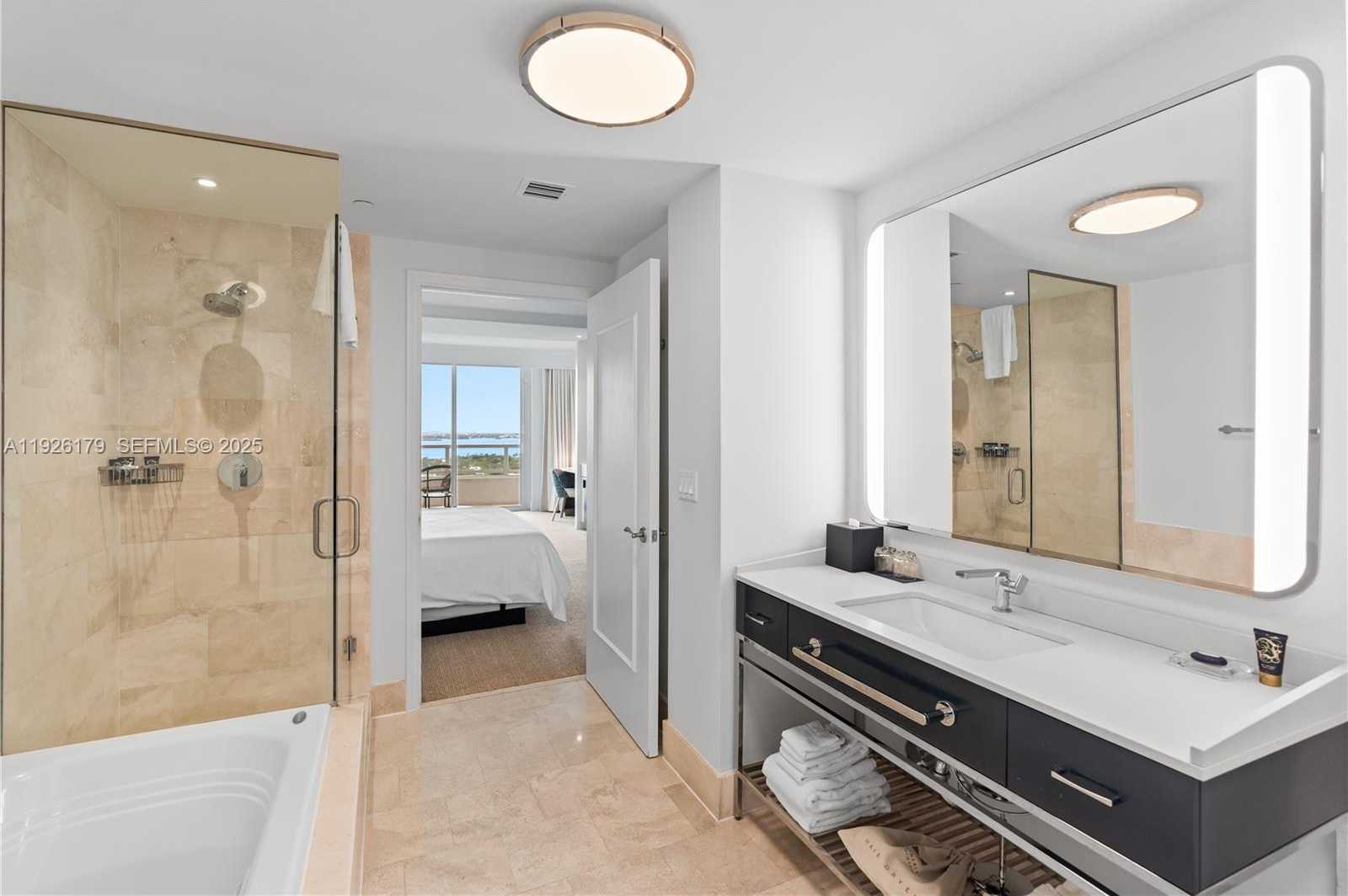Small Image of 4401 COLLINS AVE #2517, Miami Beach Number 21