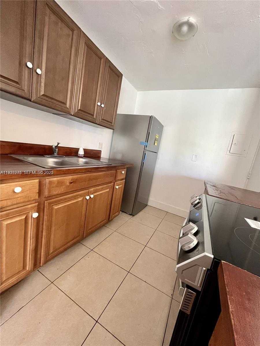 Small Image of 7250 SOUTH WEST 94TH PL #B6, Miami Number 5