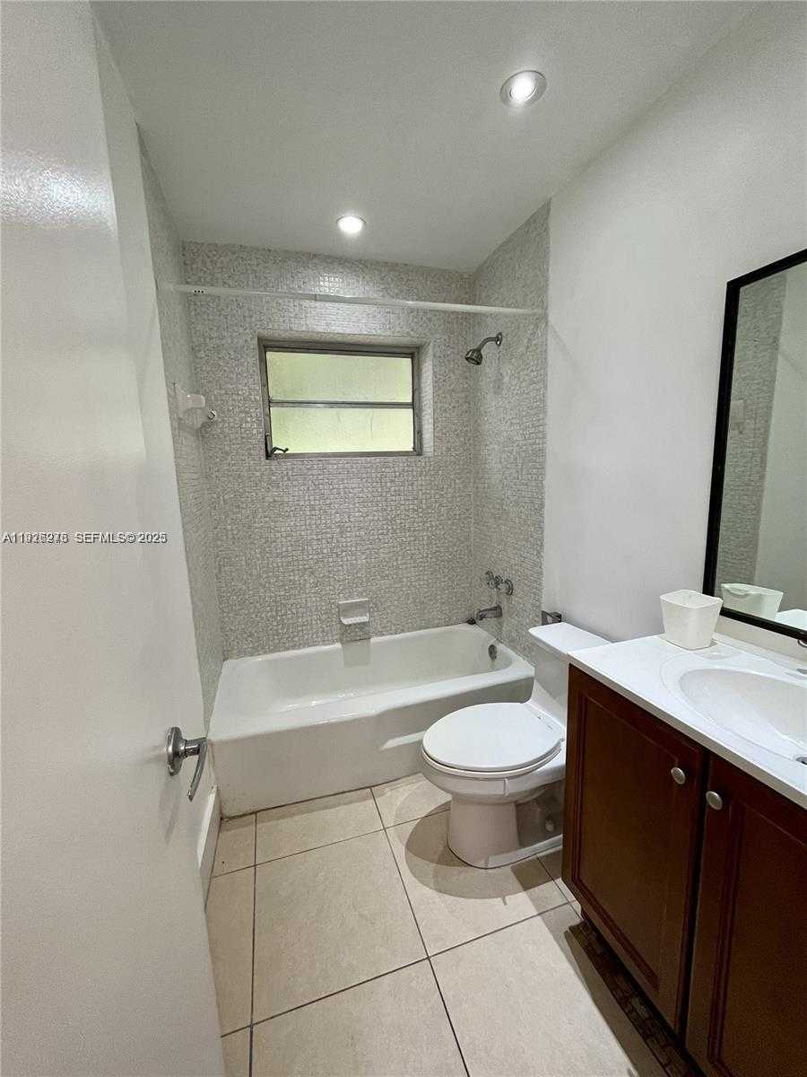 Small Image of 7250 SOUTH WEST 94TH PL #B6, Miami Number 9