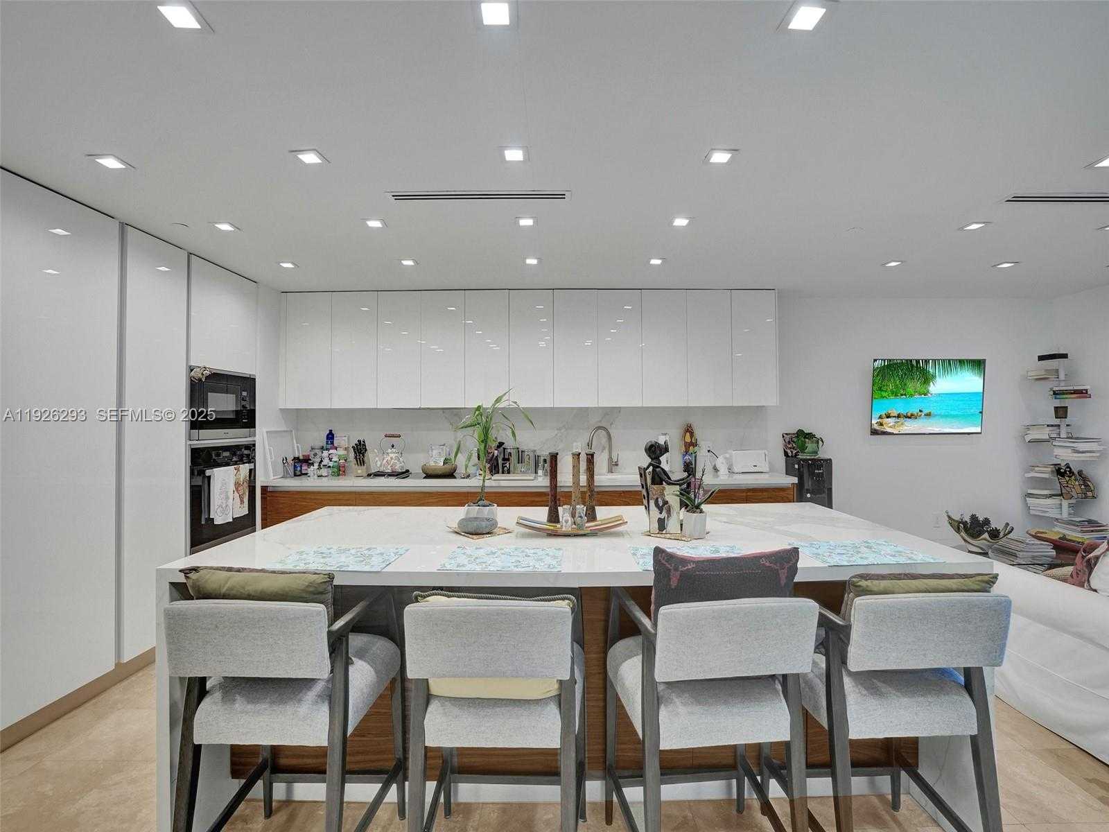 Small Image of 3201 NORTH EAST 183RD ST #704, Aventura Number 11