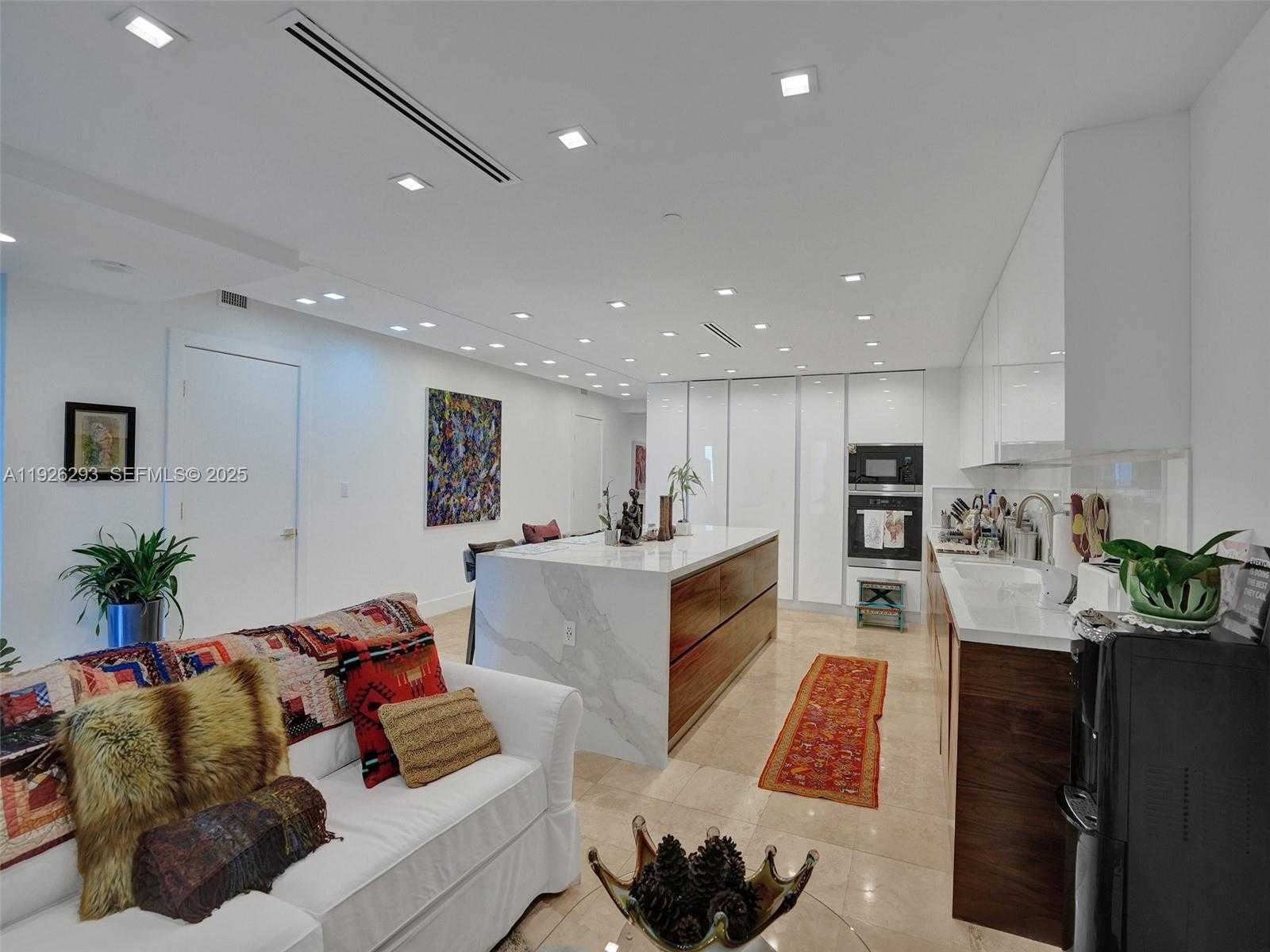 Small Image of 3201 NORTH EAST 183RD ST #704, Aventura Number 12