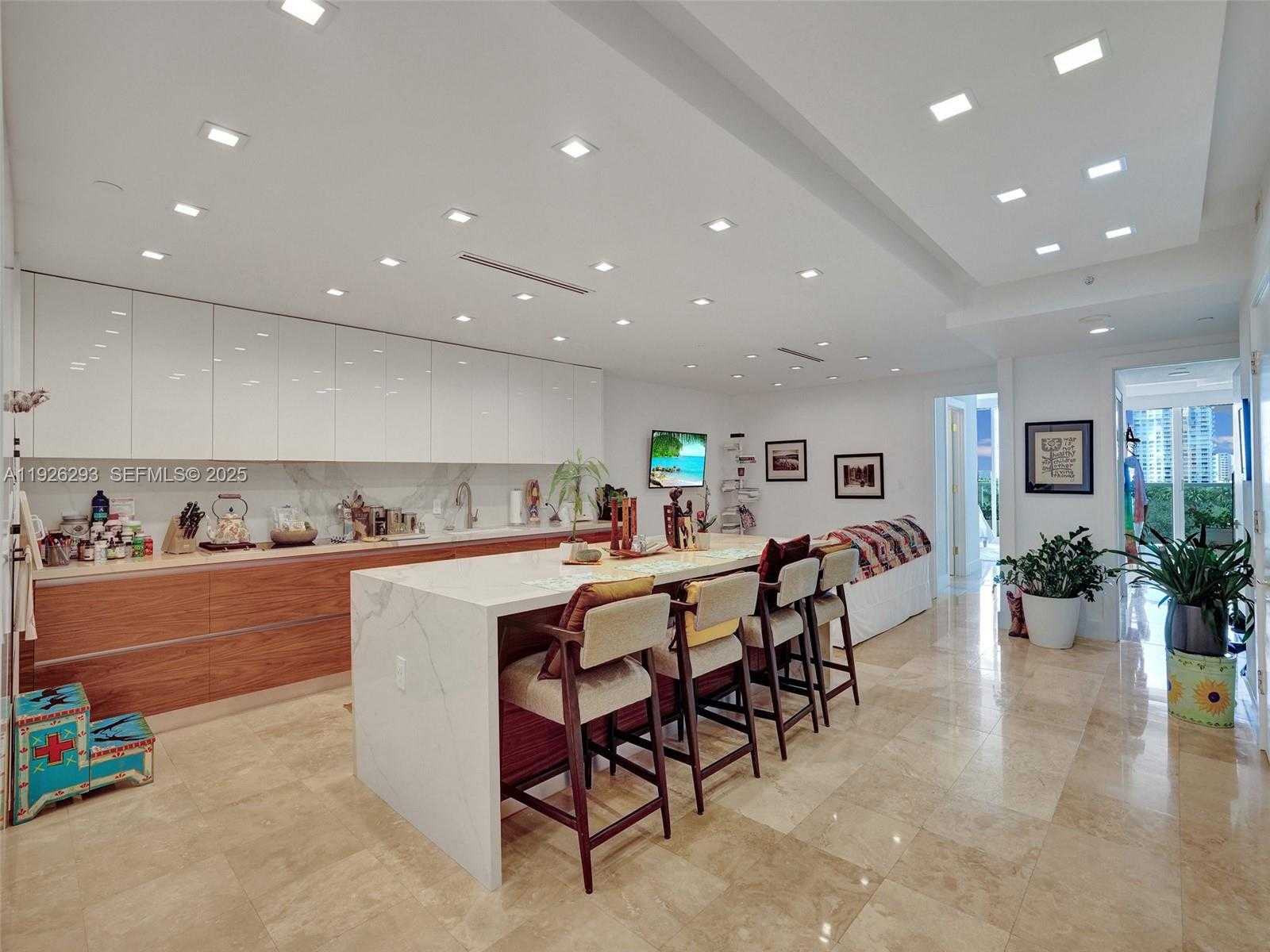 Small Image of 3201 NORTH EAST 183RD ST #704, Aventura Number 14