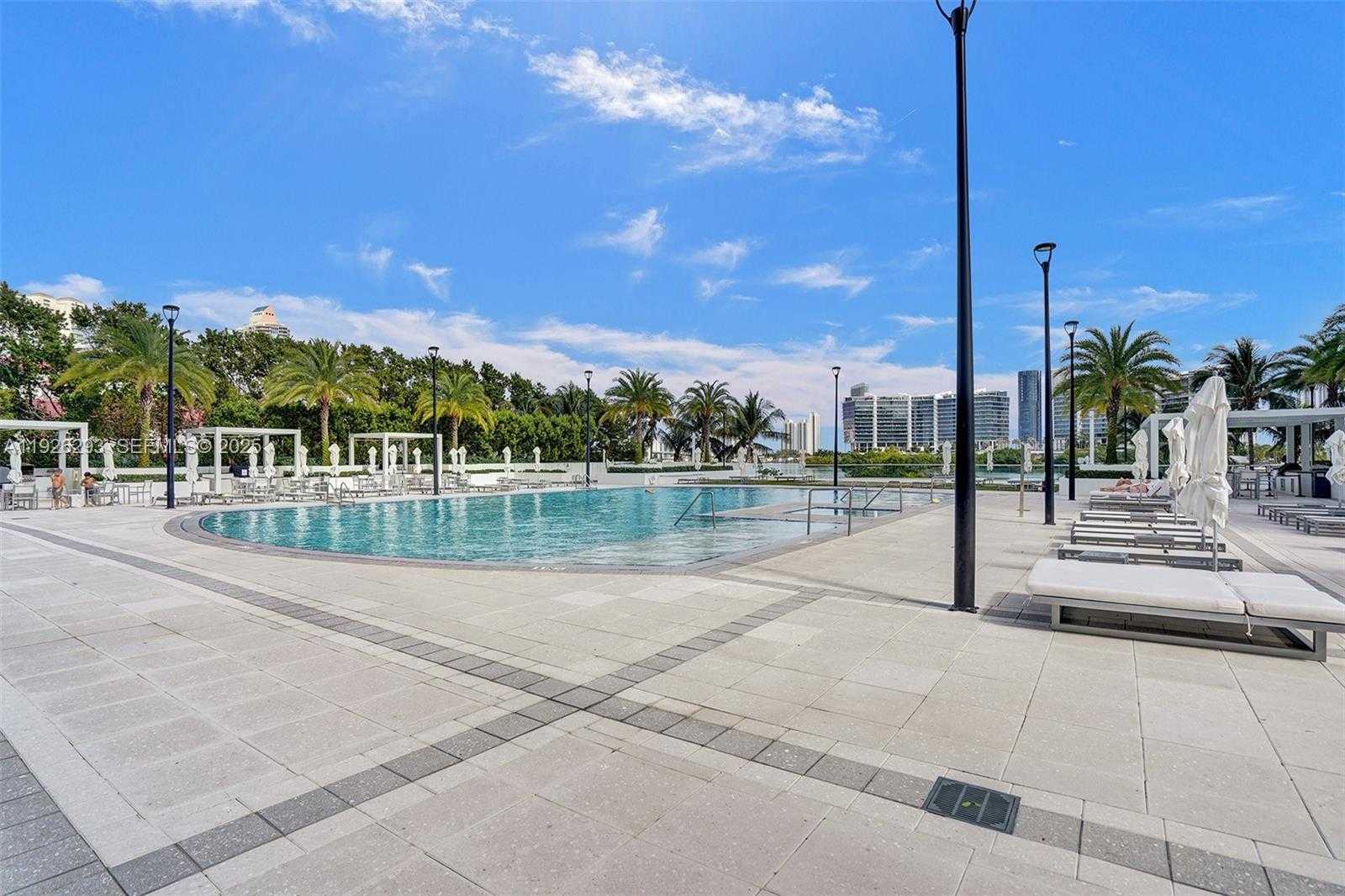 Small Image of 3201 NORTH EAST 183RD ST #704, Aventura Number 55