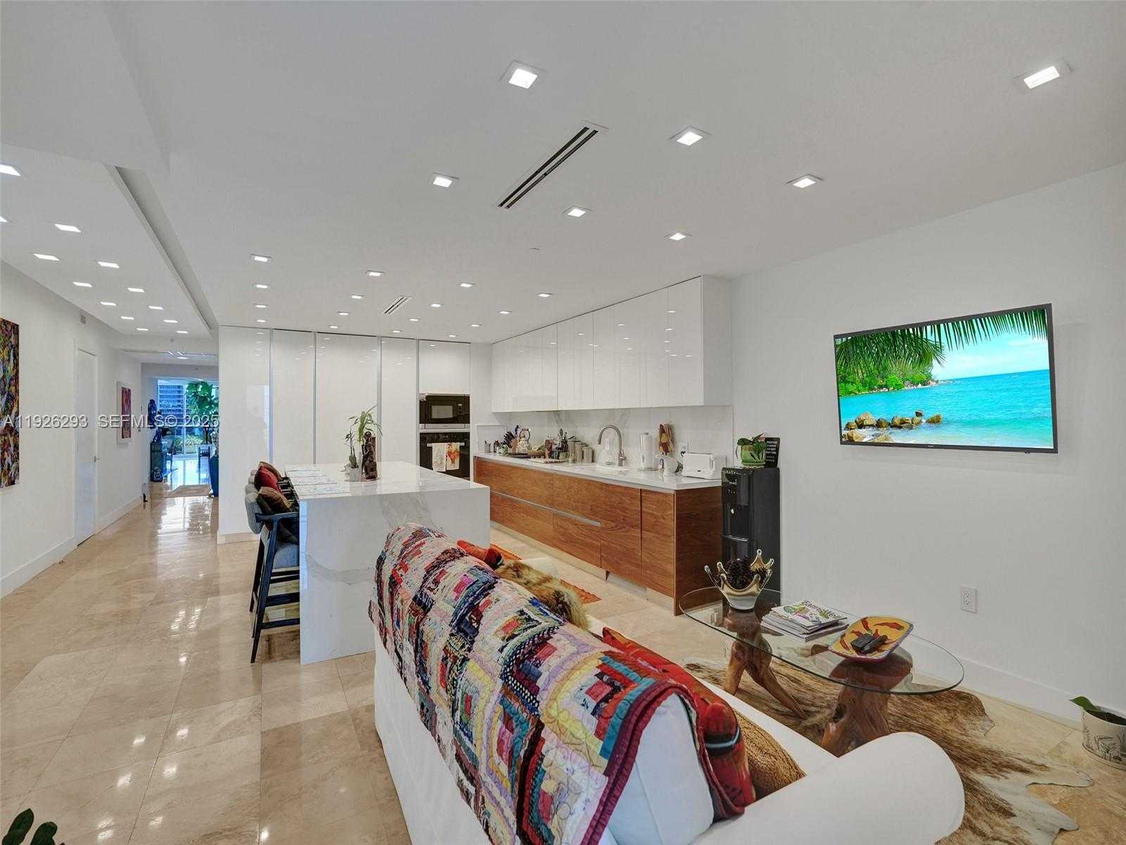 Small Image of 3201 NORTH EAST 183RD ST #704, Aventura Number 7