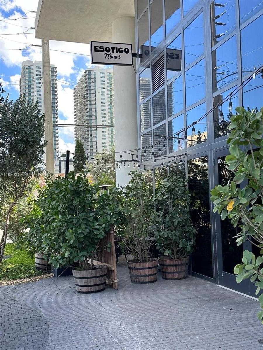 Imagen de Pequeño Objeto