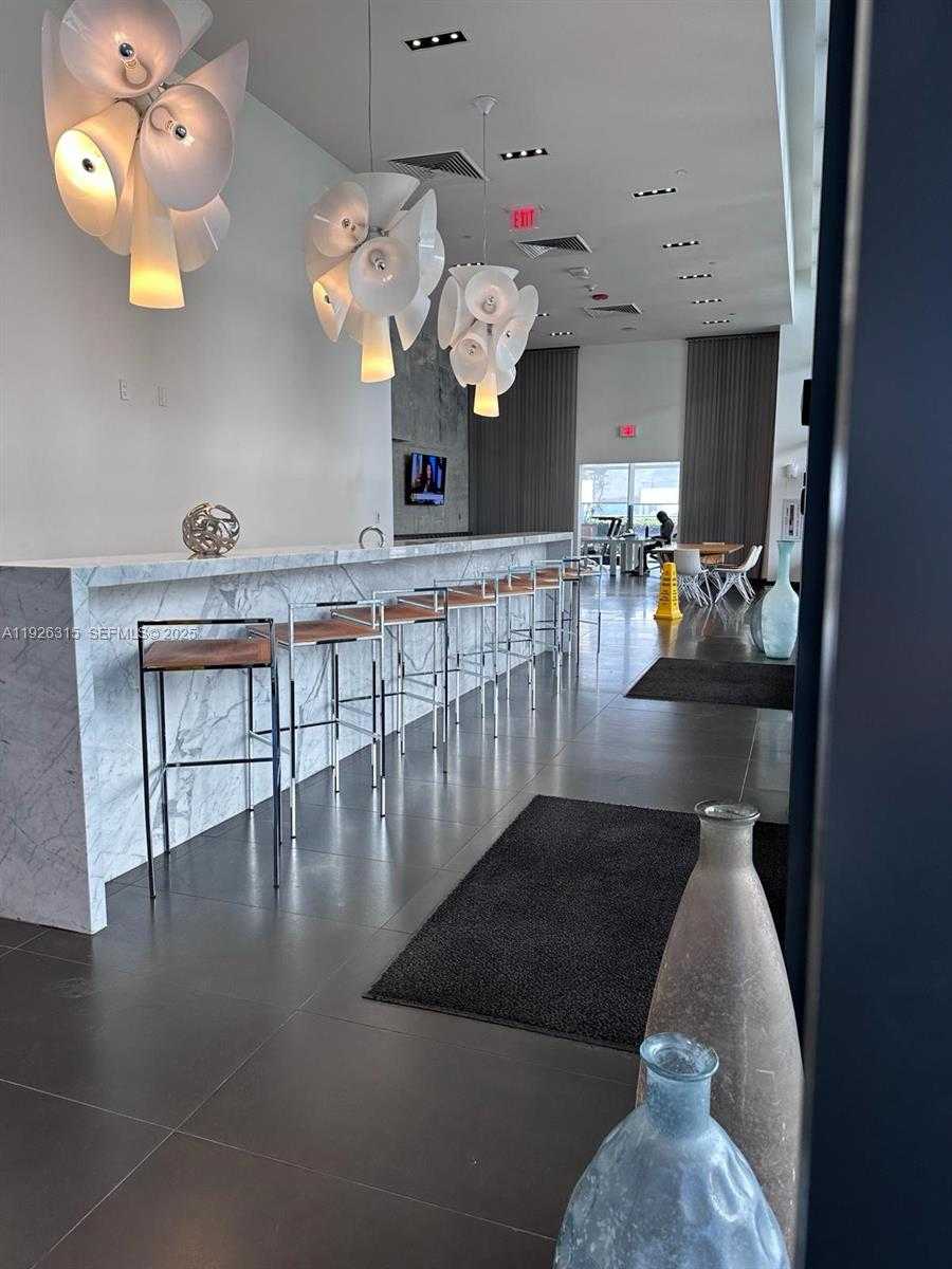 Imagen de Pequeño Objeto