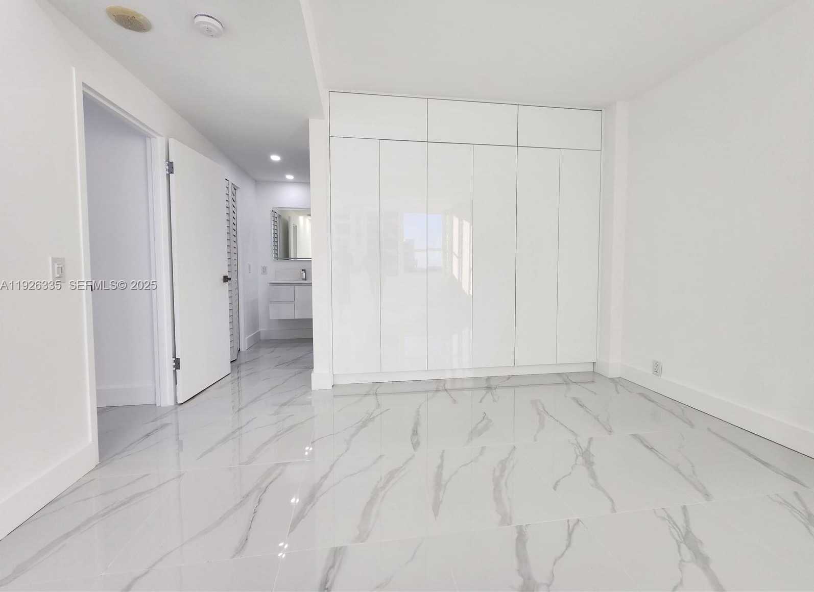 Imagen de Pequeño Objeto