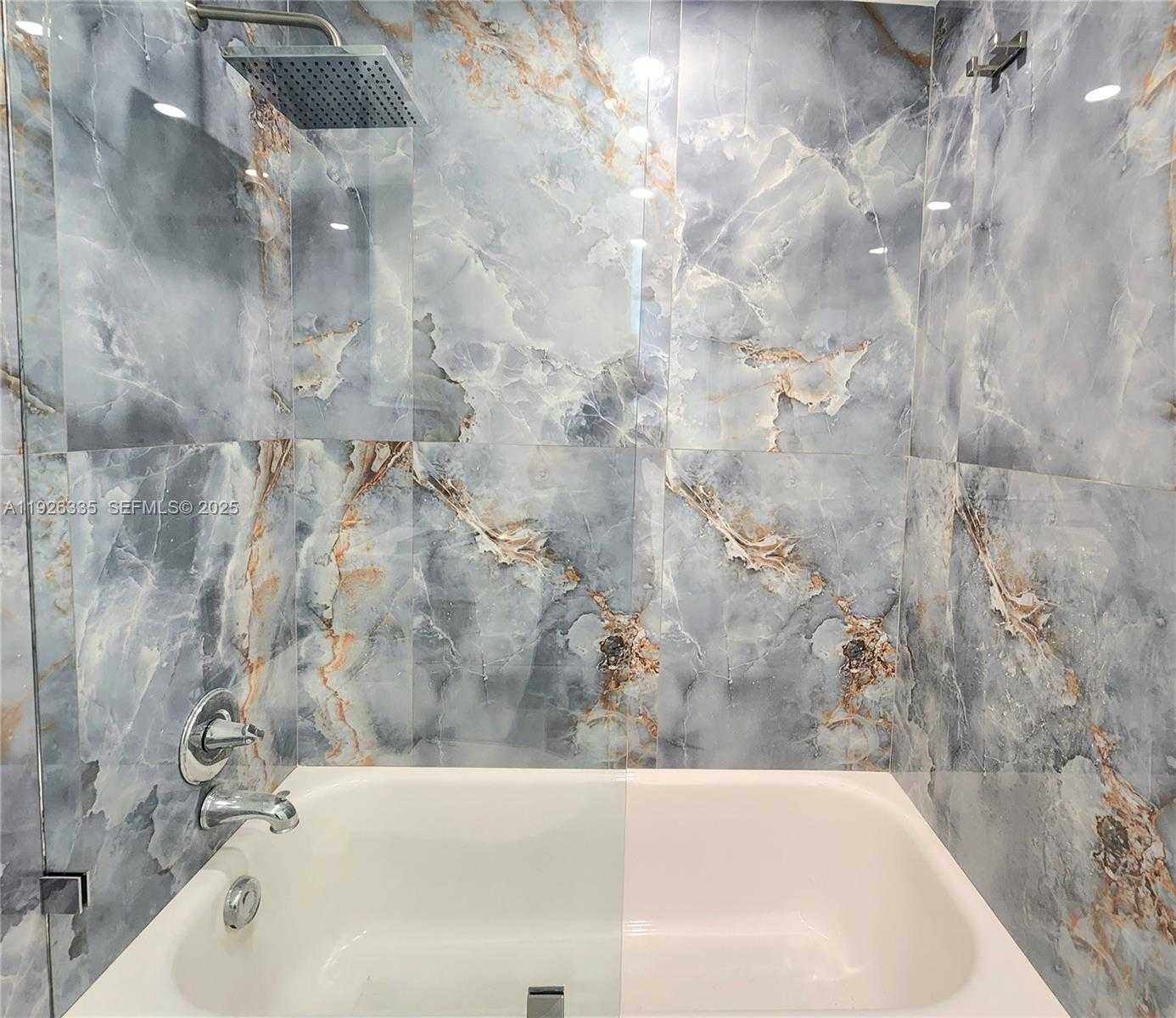 Imagen de Pequeño Objeto