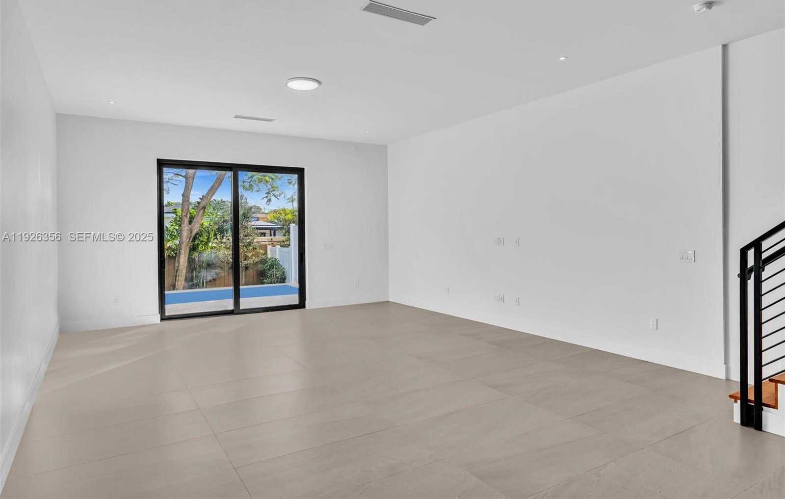 Small Image of 2785 SOUTH WEST 34TH AVE, Miami Number 20