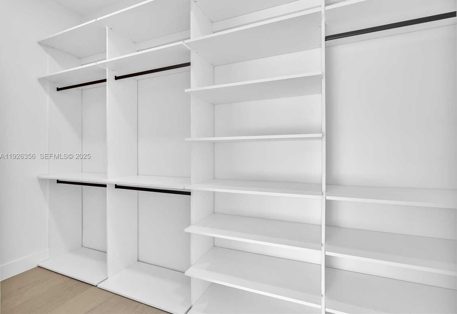 Small Image of 2785 SOUTH WEST 34TH AVE, Miami Number 38