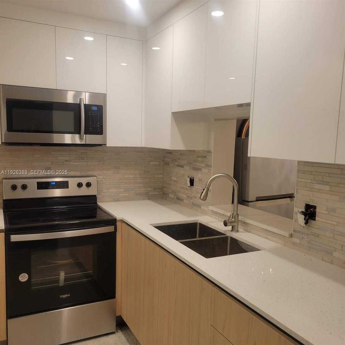 Small Image of 610 NORTH EAST 12TH AVE #304, Hallandale Beach Number 2