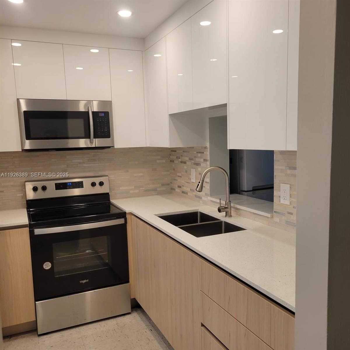 Small Image of 610 NORTH EAST 12TH AVE #304, Hallandale Beach Number 3