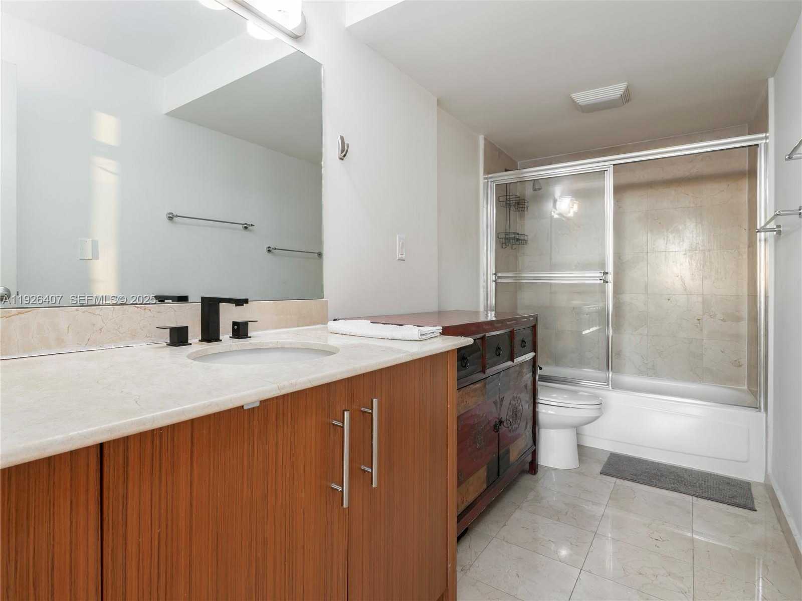 Small Image of 10275 COLLINS AVE #527, Bal Harbour Number 16