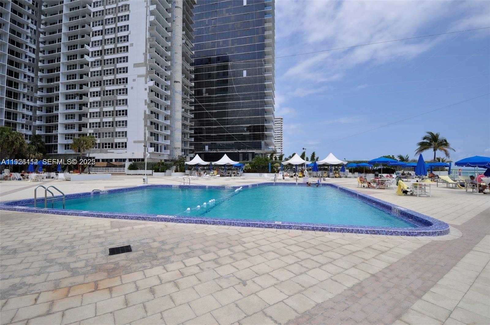 Small Image of 2030 SOUTH OCEAN DR #1504, Hallandale Beach Number 21
