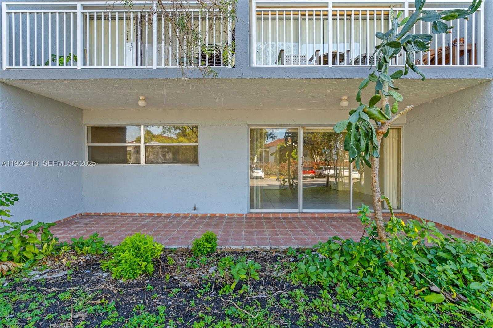 Small Image of 9371 FONTAINEBLEAU BLVD #I112, Miami Number 26