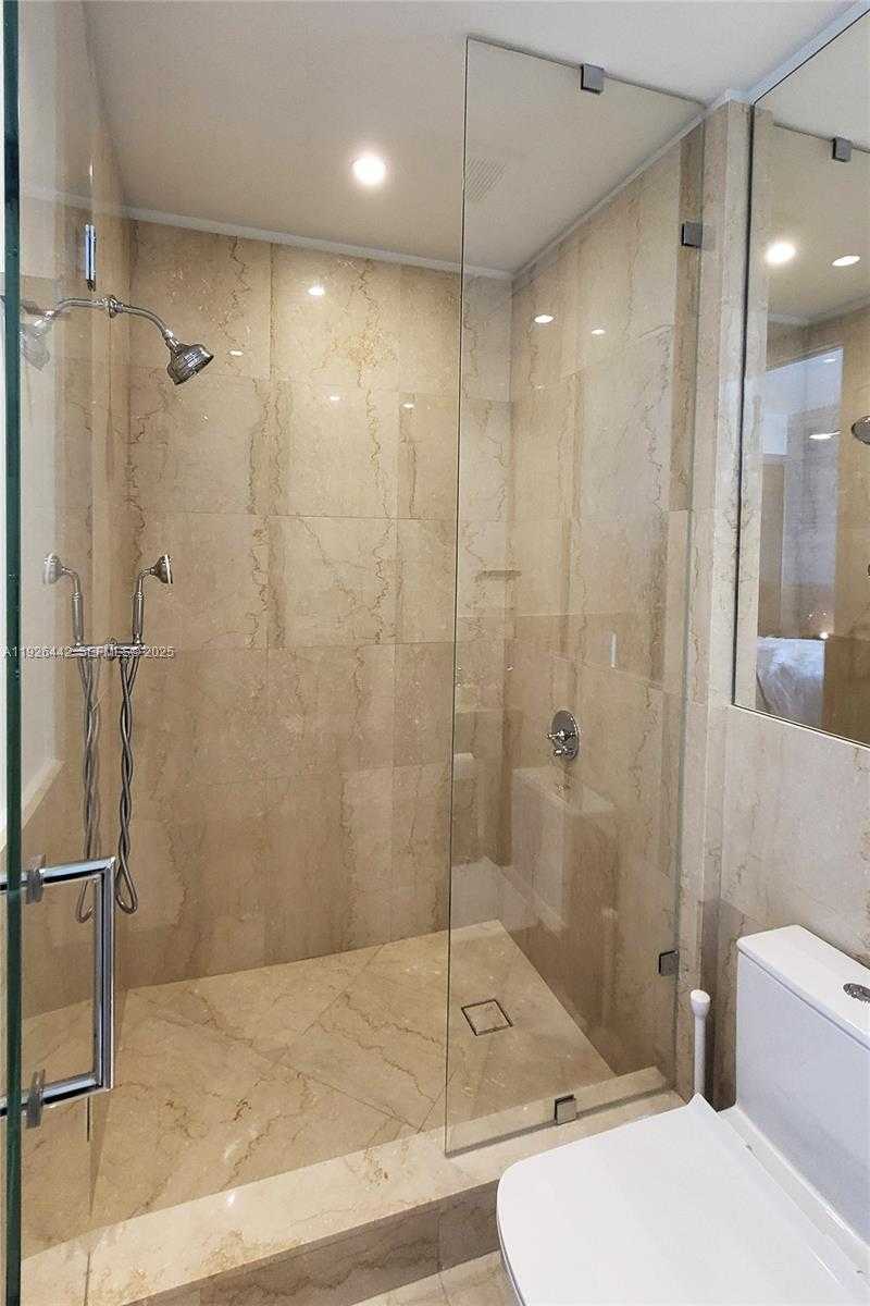 Small Image of 15701 COLLINS AVE #3102, Sunny Isles Beach Number 20