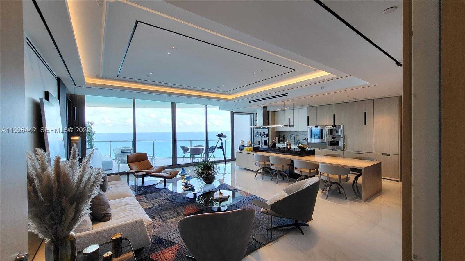 Small Image of 15701 COLLINS AVE #3102, Sunny Isles Beach Number 4