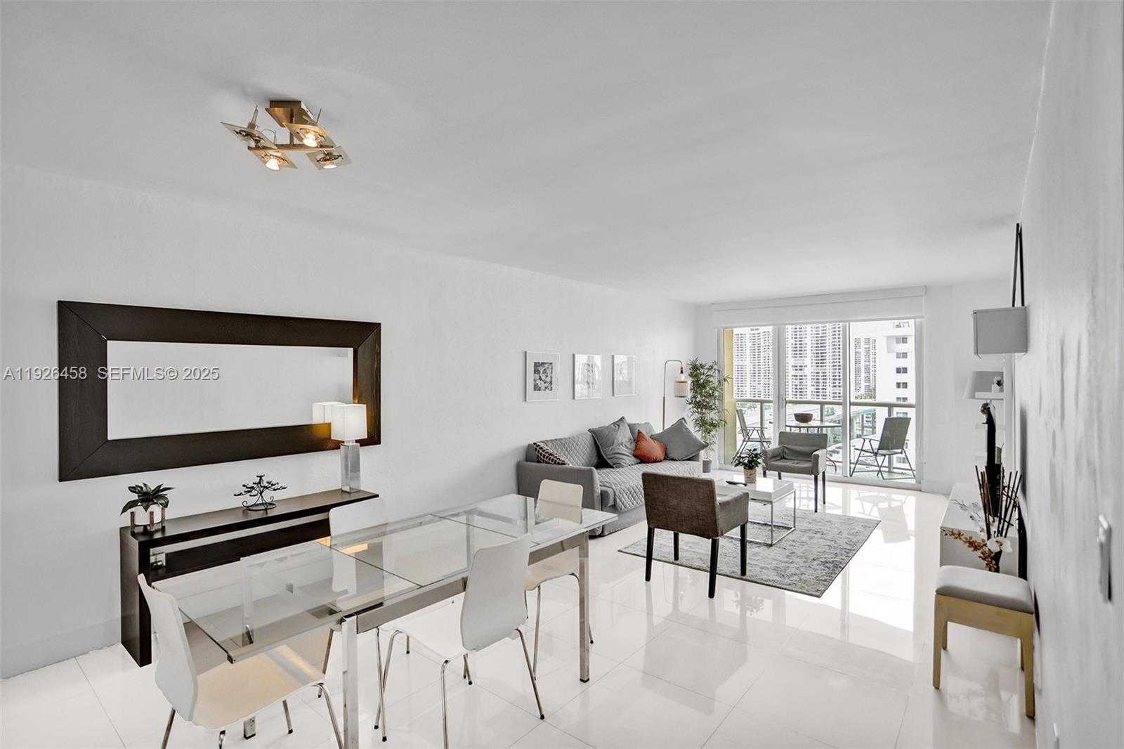 Small Image of 19370 COLLINS AVE #1504, Sunny Isles Beach Number 10