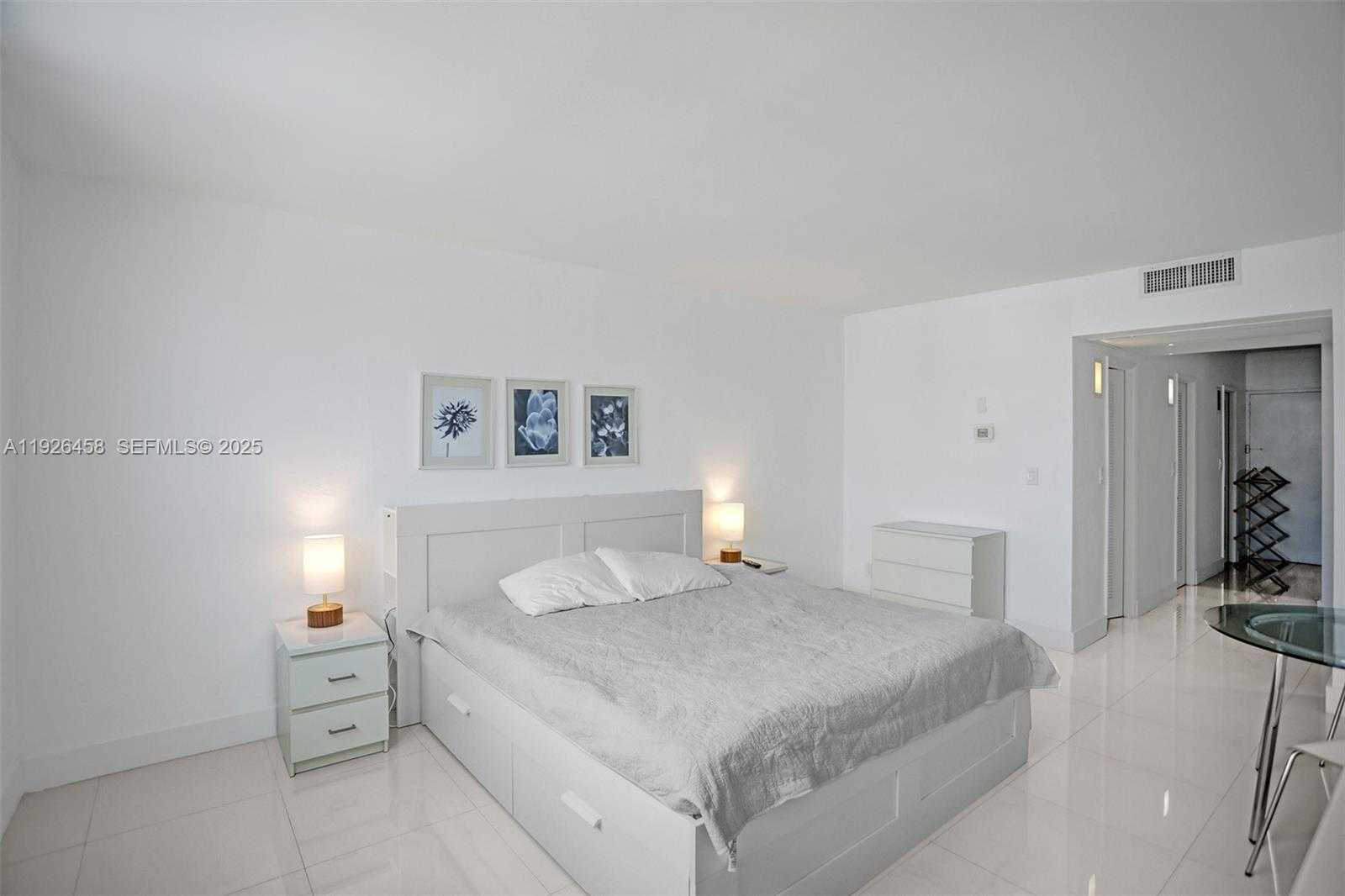Small Image of 19370 COLLINS AVE #1504, Sunny Isles Beach Number 12