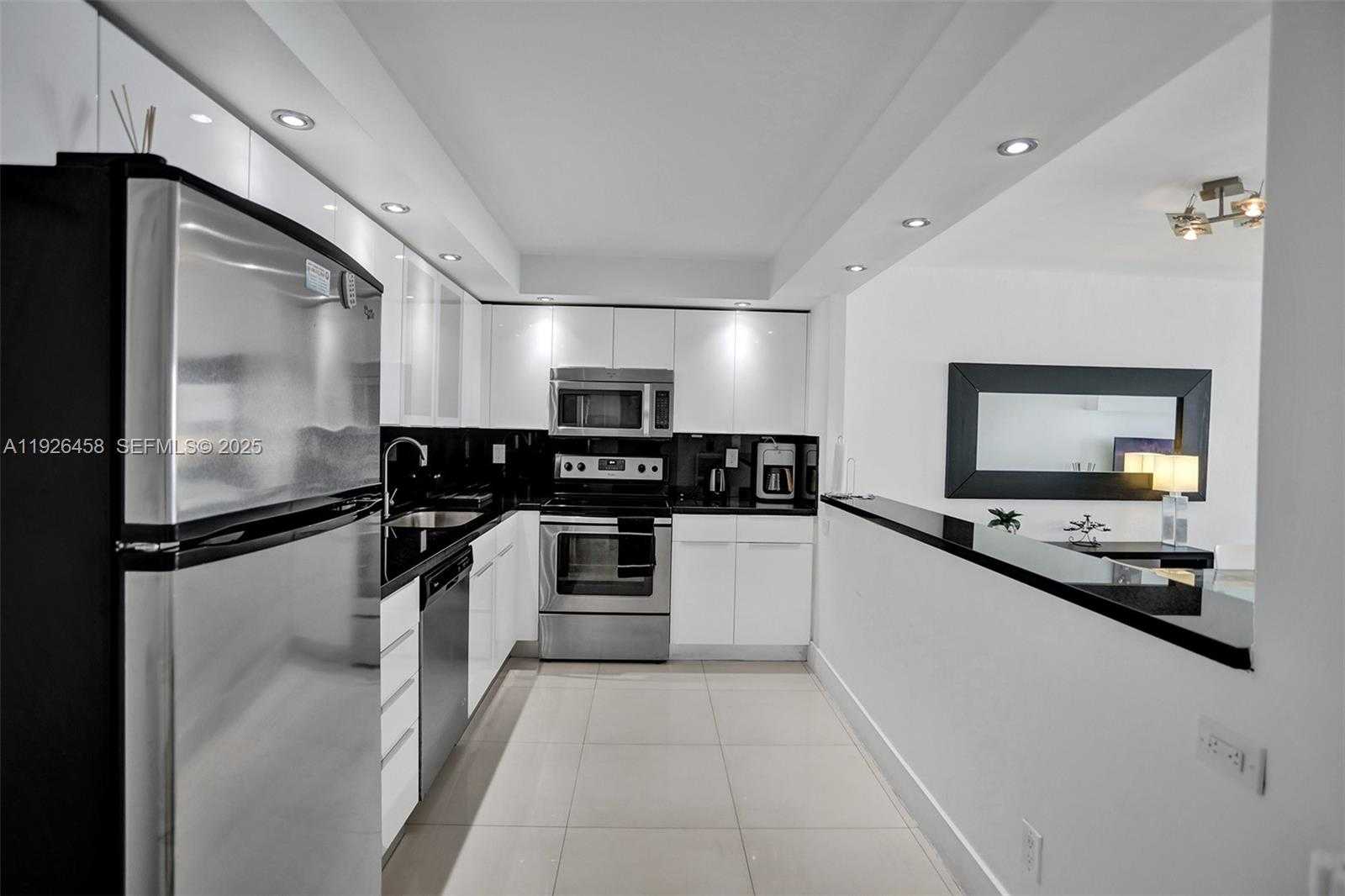 Small Image of 19370 COLLINS AVE #1504, Sunny Isles Beach Number 23