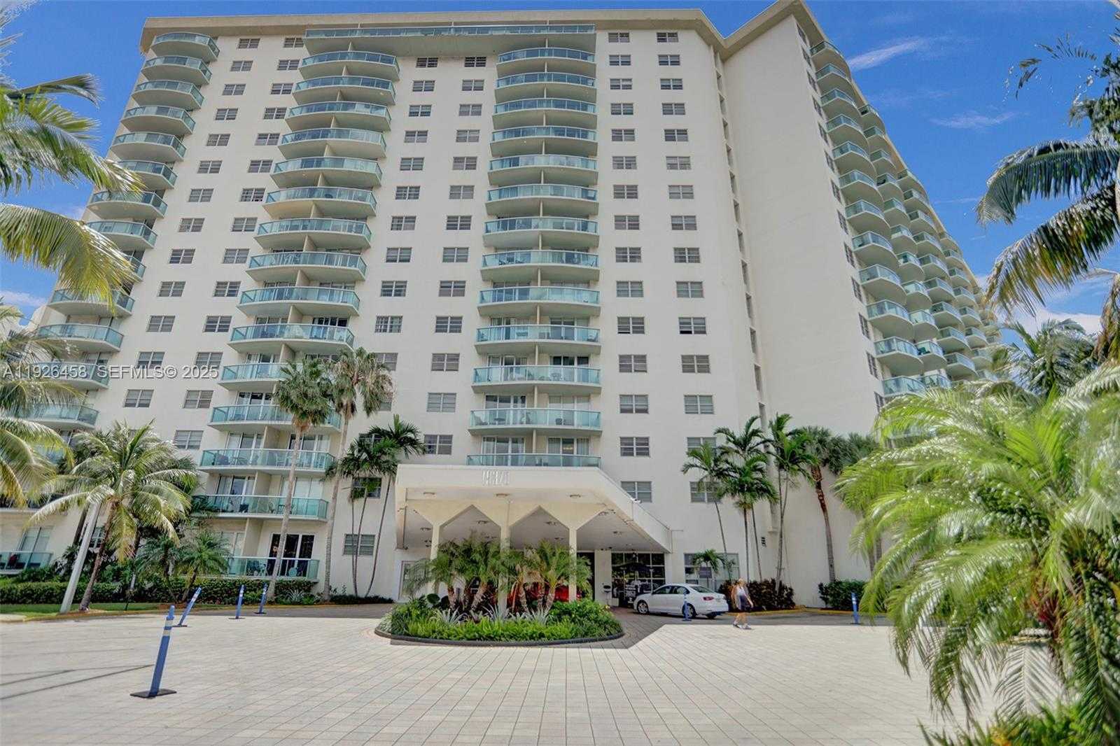 Small Image of 19370 COLLINS AVE #1504, Sunny Isles Beach Number 32