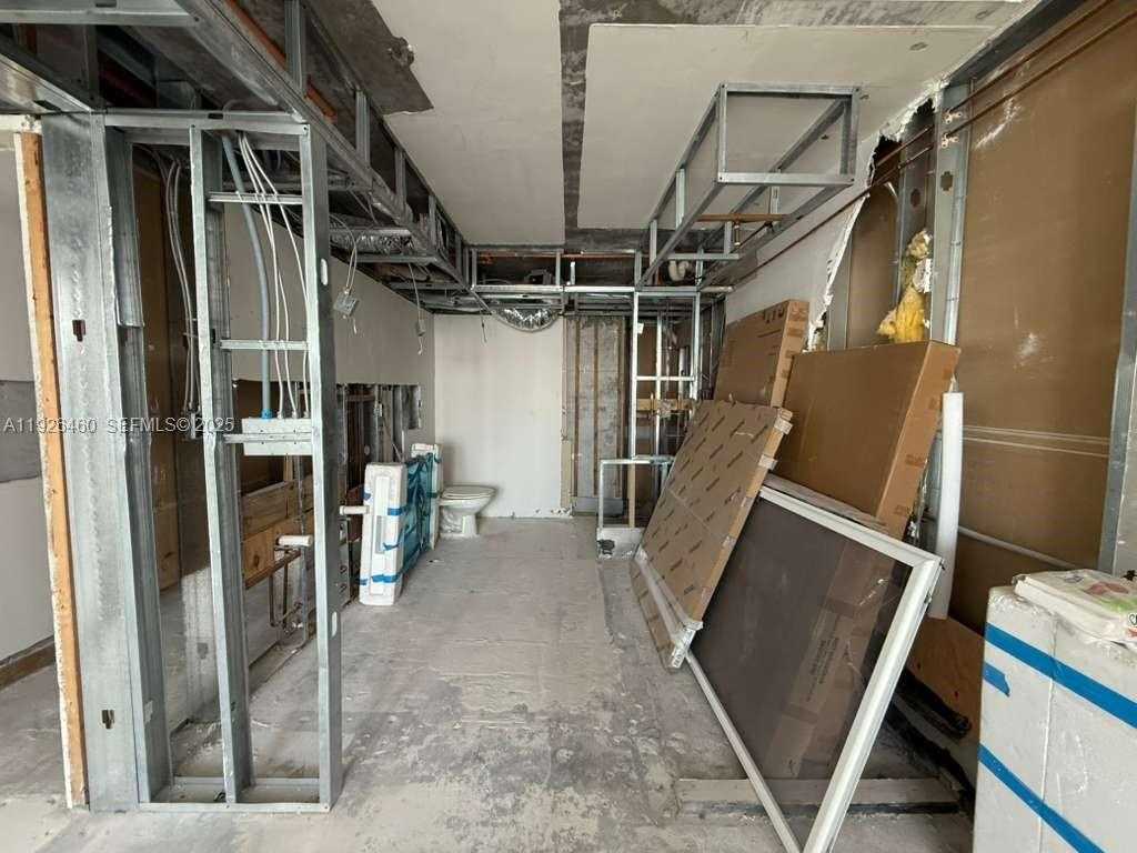 Small Image of 1800 SUNSET HARBOUR DR #1808, Miami Beach Number 5