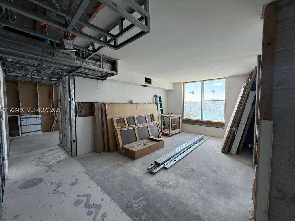 Small Image of 1800 SUNSET HARBOUR DR #1808, Miami Beach Number 9