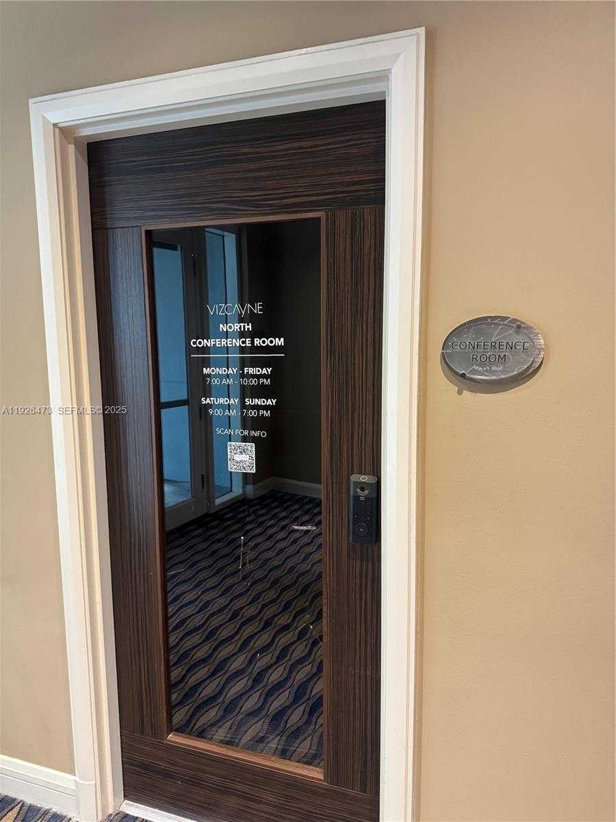 Small Image of 244 BISCAYNE BLVD #1605, Miami Number 34