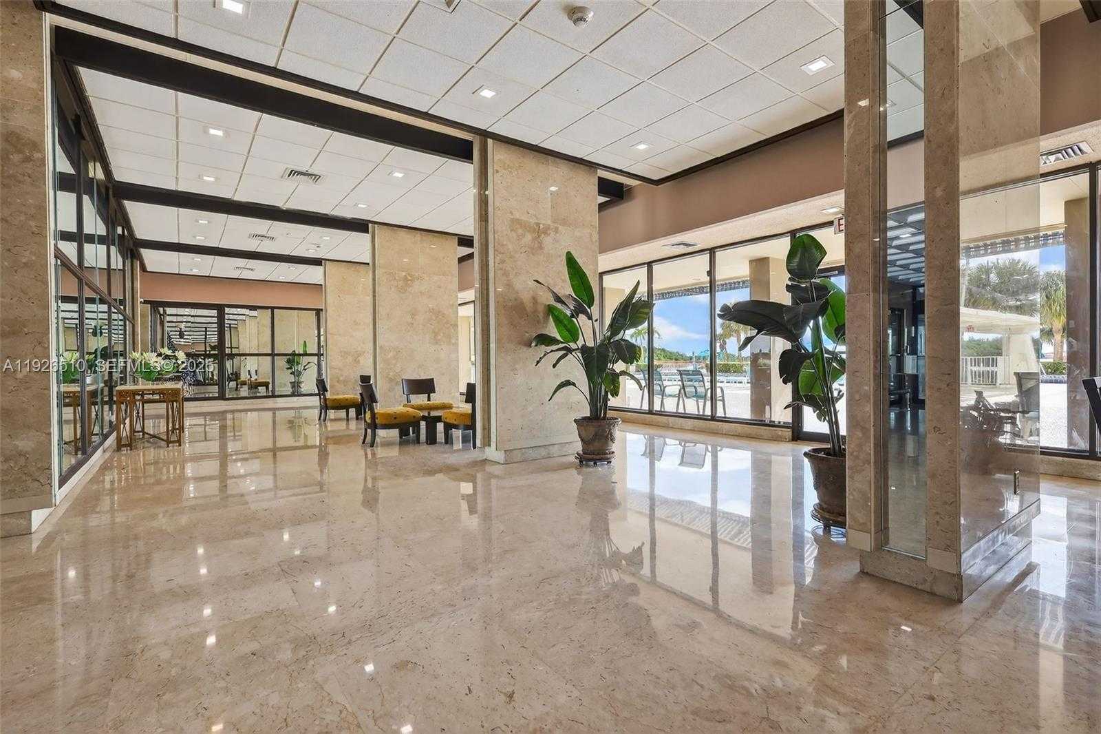 Small Image of 300 BAYVIEW DR #202, Sunny Isles Beach Number 20