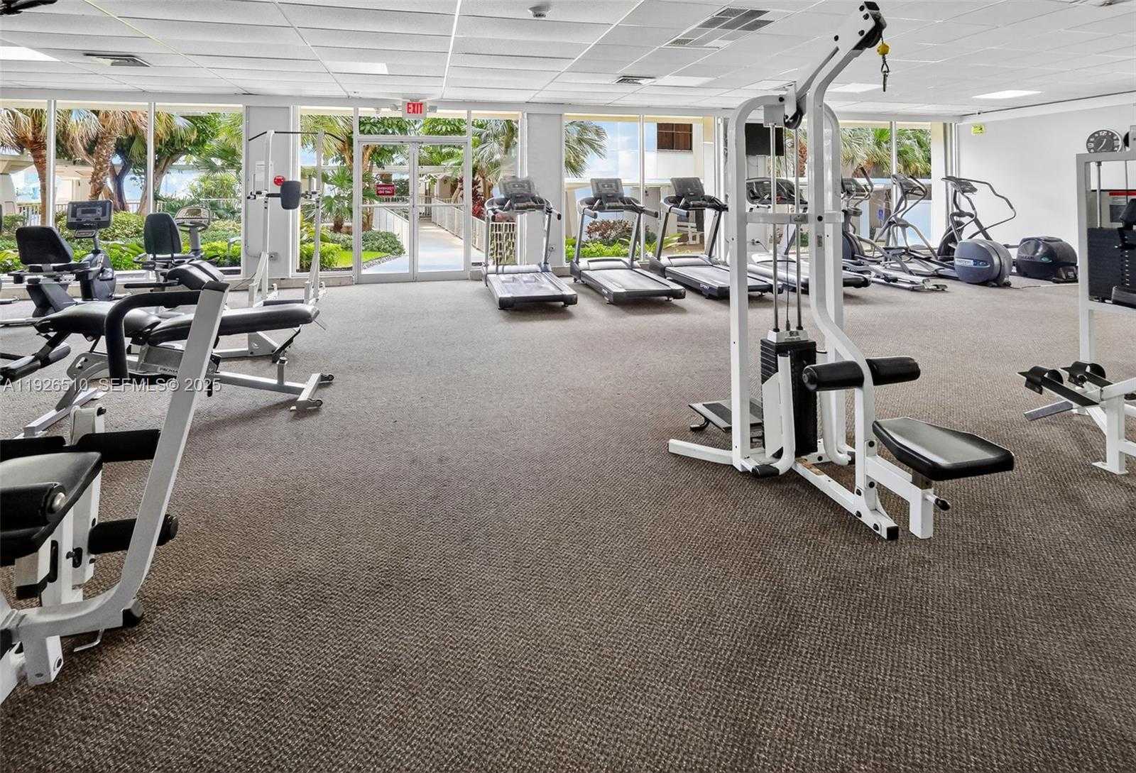 Small Image of 300 BAYVIEW DR #202, Sunny Isles Beach Number 21