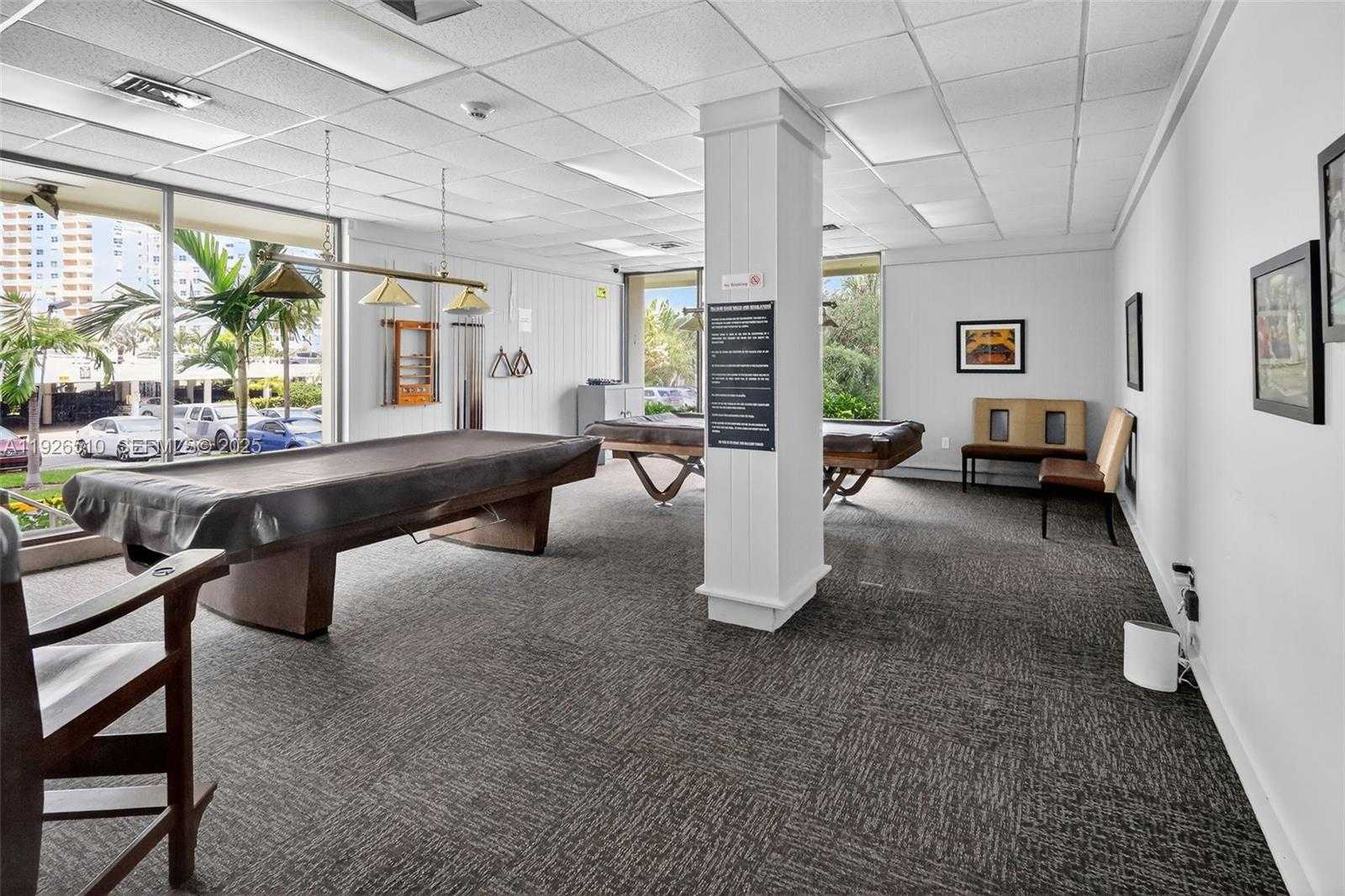 Small Image of 300 BAYVIEW DR #202, Sunny Isles Beach Number 22