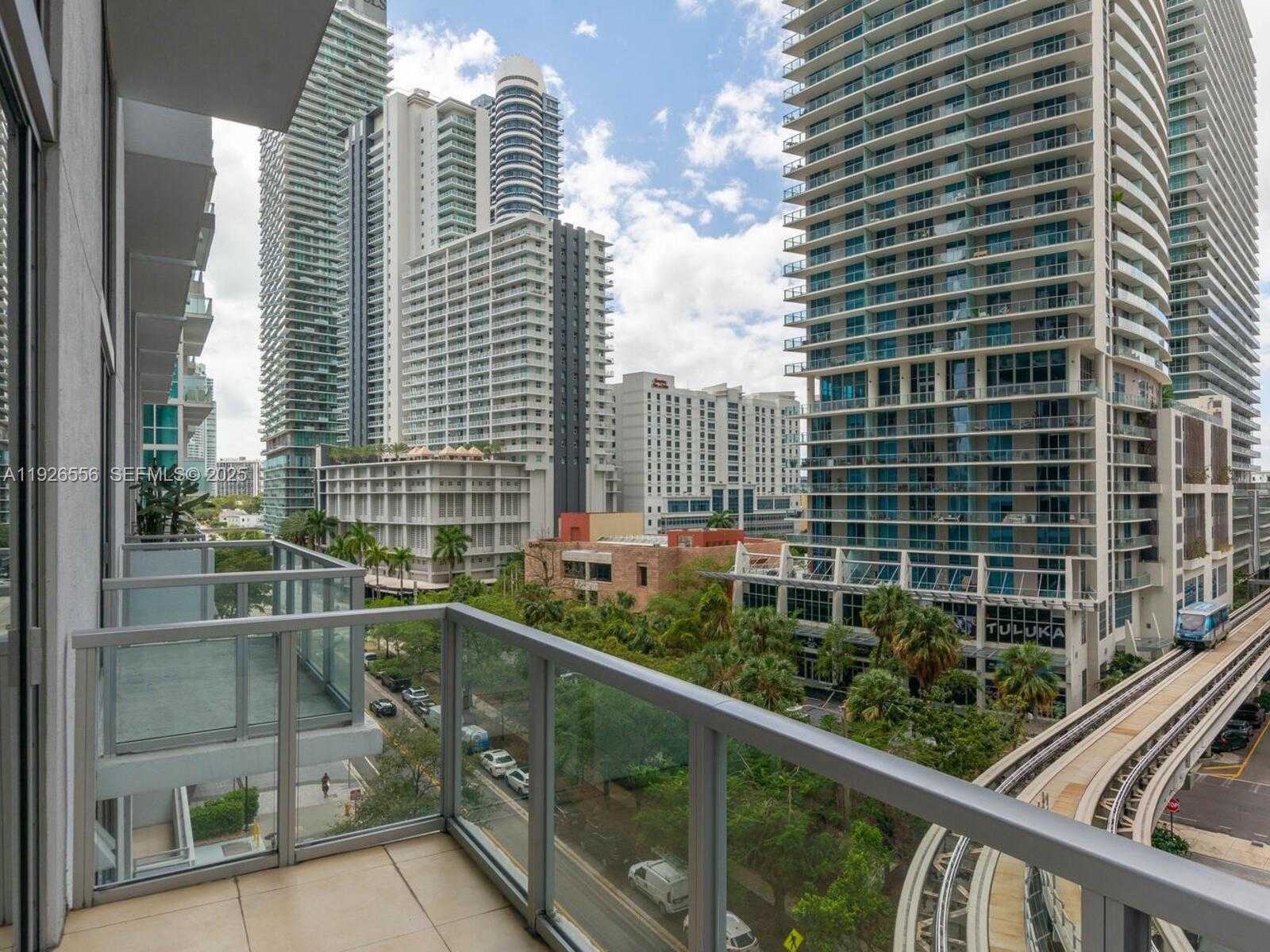 Small Image of 1050 BRICKELL AVE #606, Miami Number 24