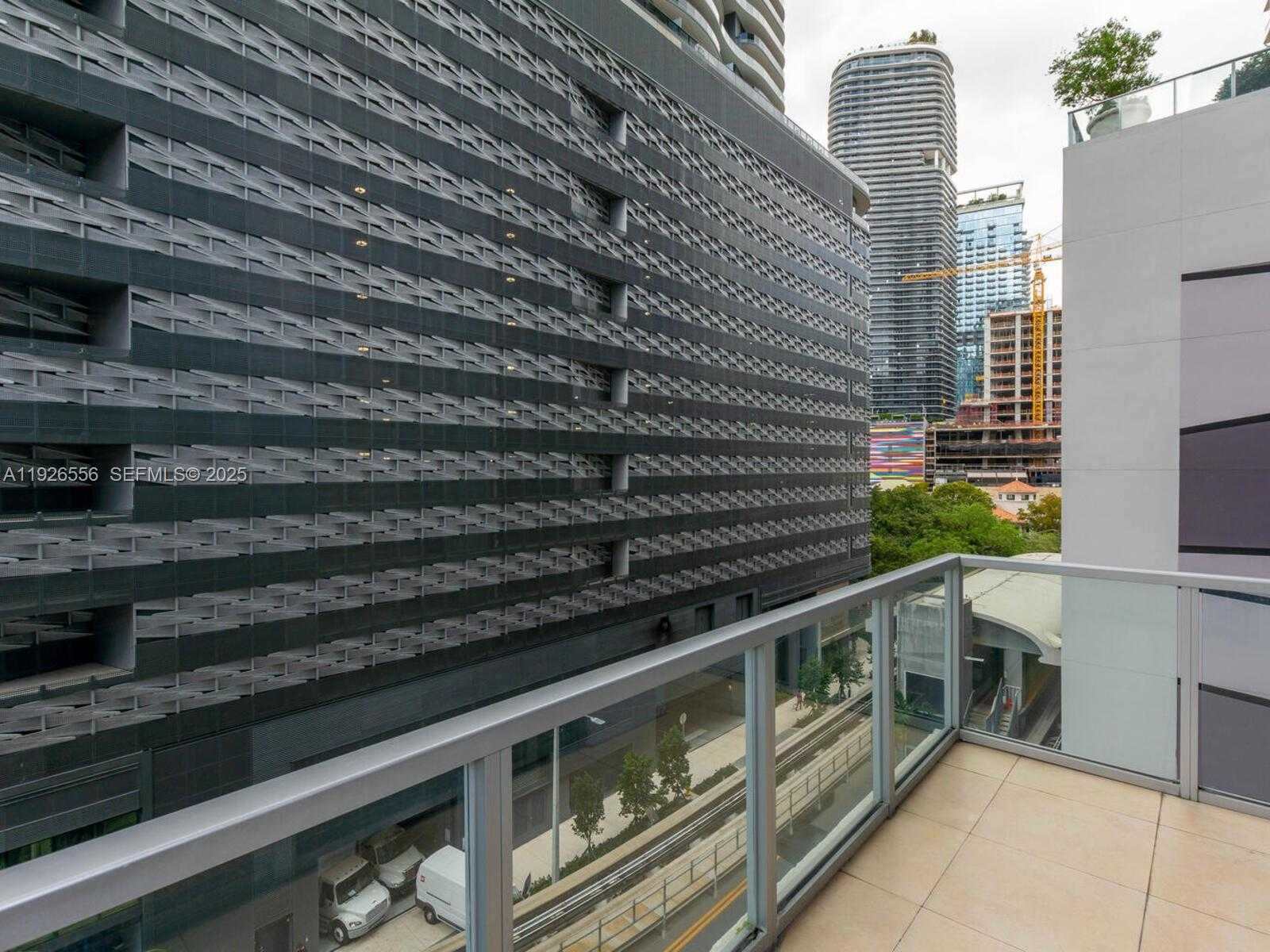 Small Image of 1050 BRICKELL AVE #606, Miami Number 25